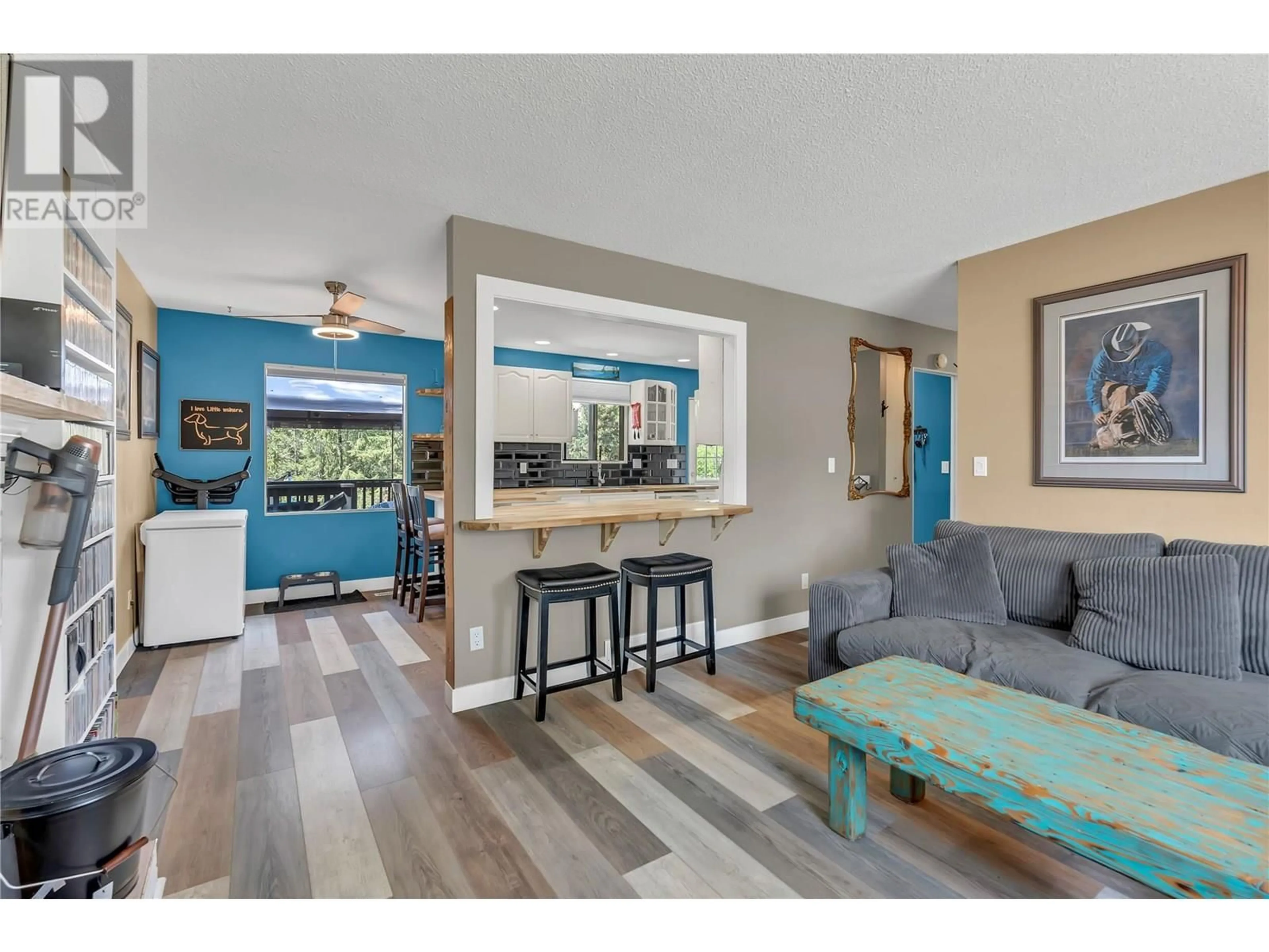 Open concept kitchen, unknown for 130 EDGEWOOD DRIVE, Princeton British Columbia V0X1W0