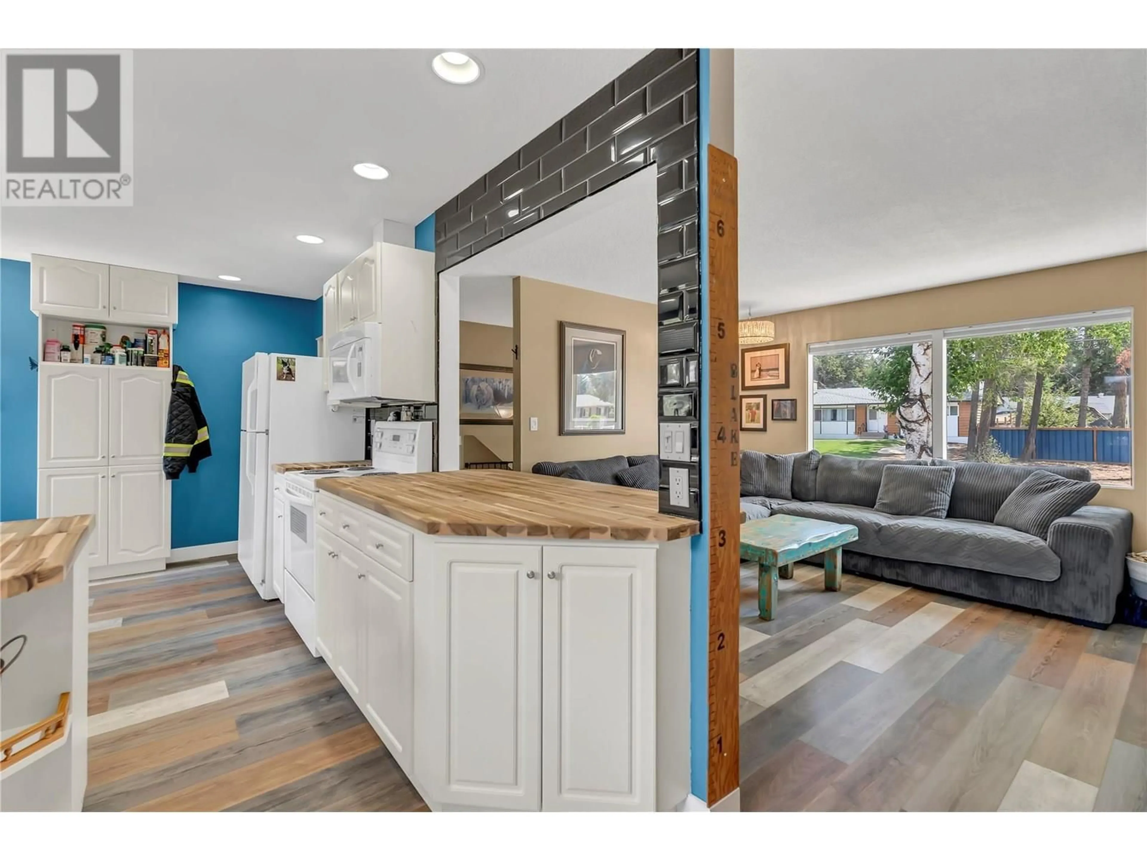 Open concept kitchen, ceramic/tile floor for 130 EDGEWOOD DRIVE, Princeton British Columbia V0X1W0