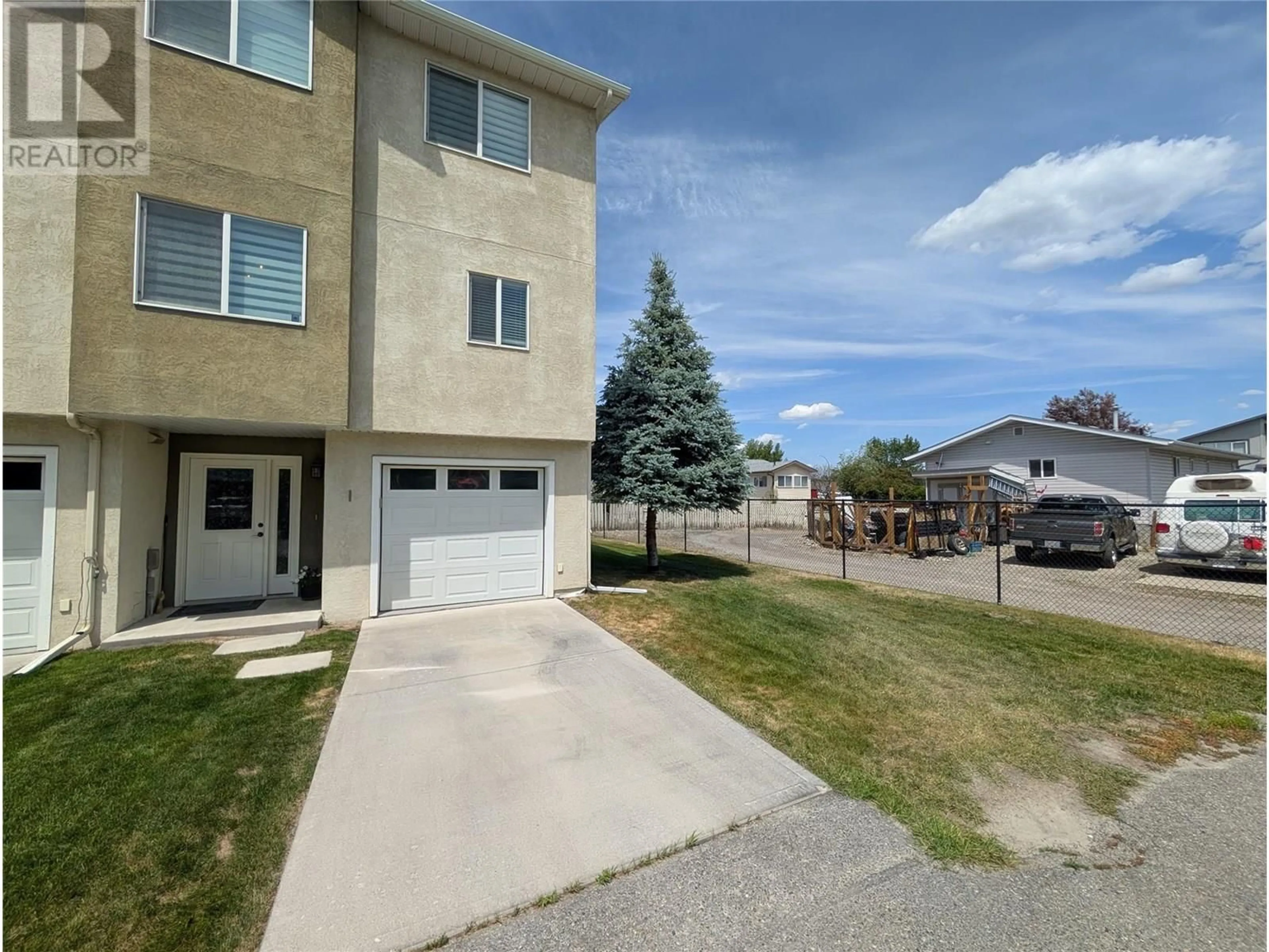 Unknown for 1 - 1840 KELOWNA CRESCENT, Cranbrook British Columbia V1C6L6