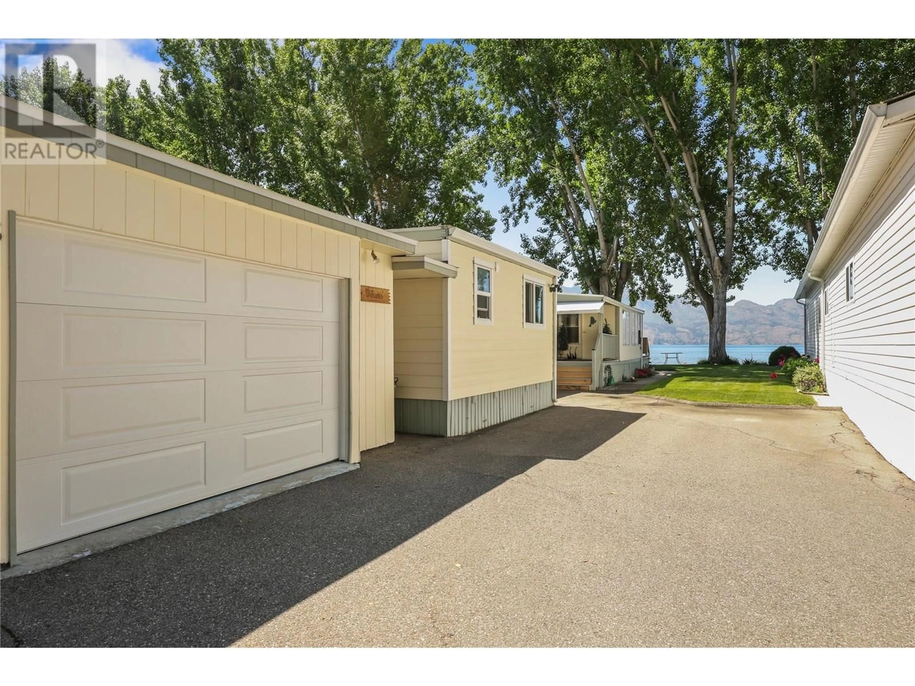 Unknown for 33 - 2095 BOUCHERIE ROAD, Westbank British Columbia V4T2A7