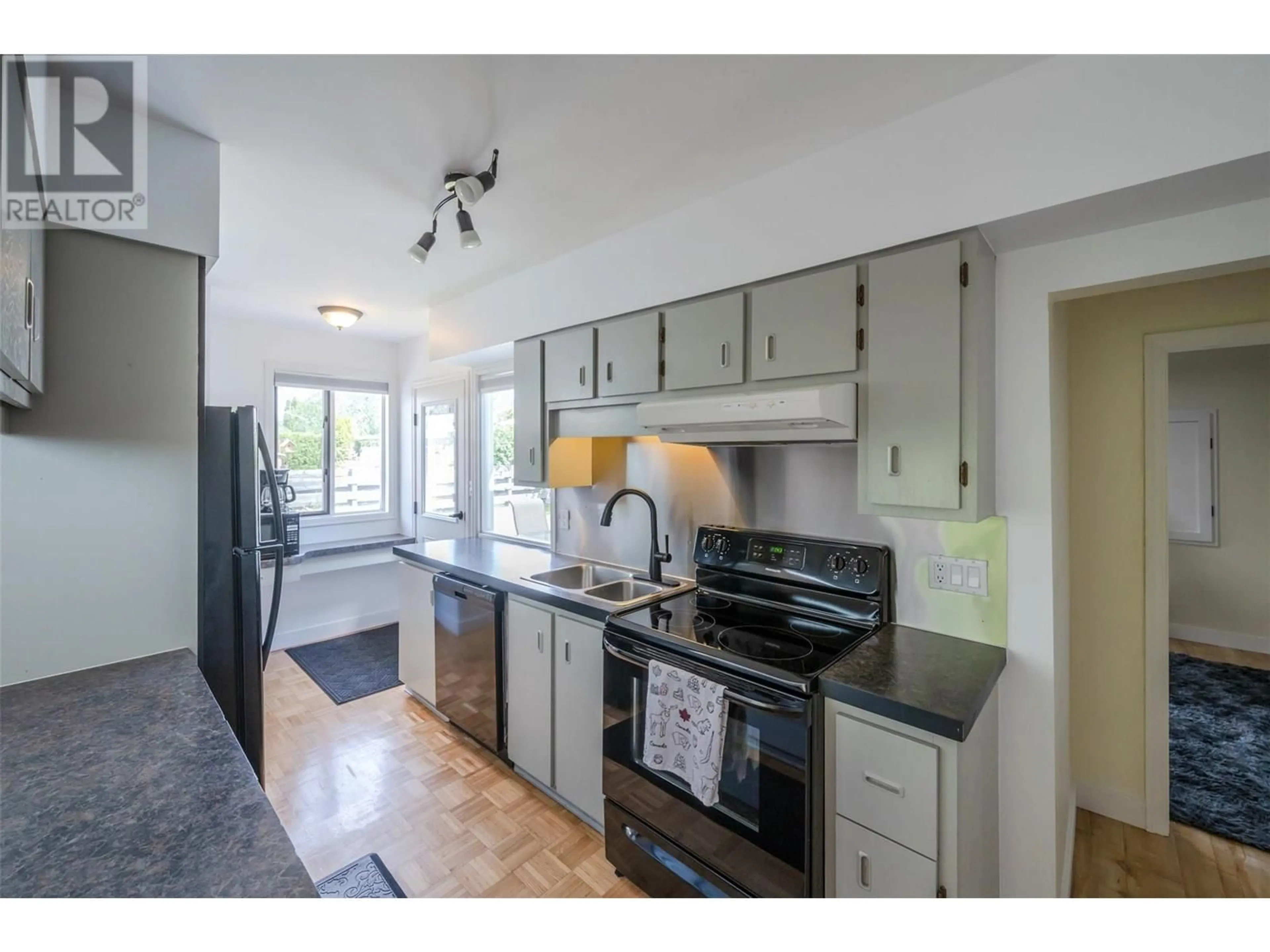 Standard kitchen, unknown for 10910 ACLAND STREET, Summerland British Columbia V0H1Z0