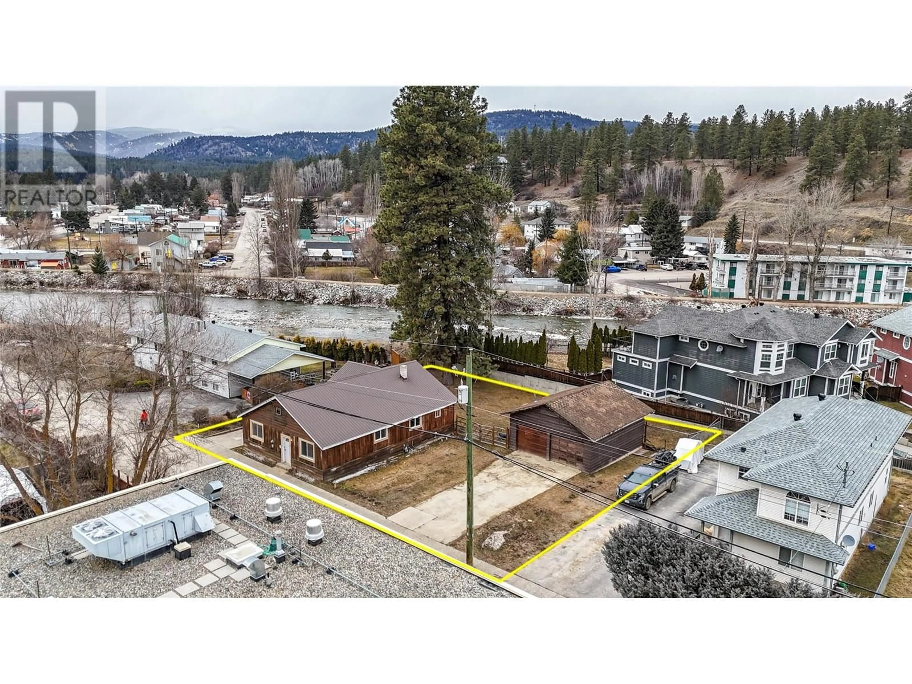 A pic from outside/outdoor area/front of a property/back of a property/a pic from drone, mountain view for 139/143 ANGELA AVENUE, Princeton British Columbia V0X1W0