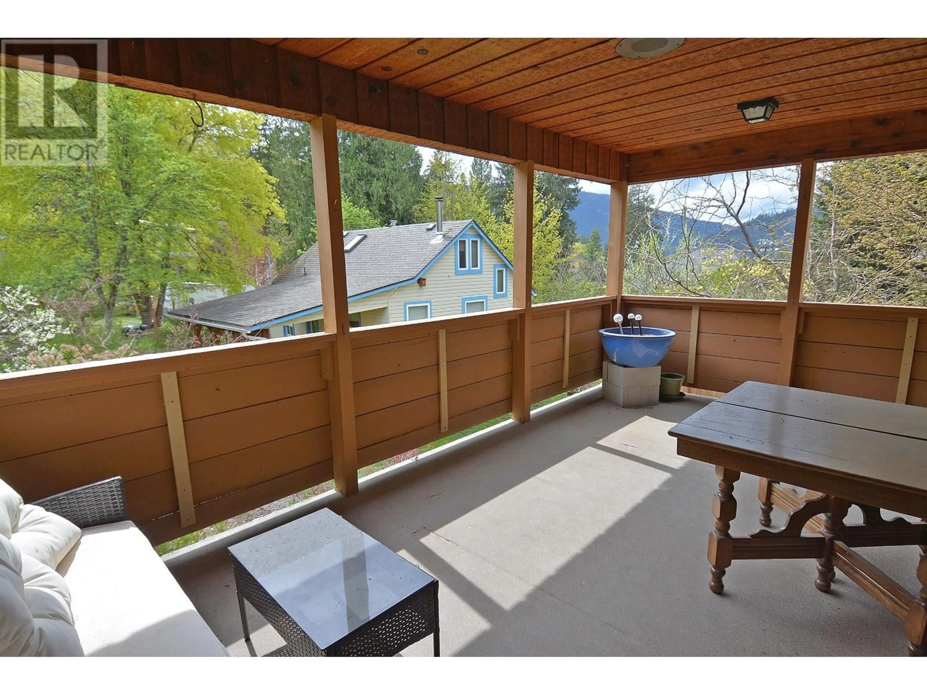 Patio, mountain view for 413 SIXTH STREET, Nelson British Columbia V1L2Y2