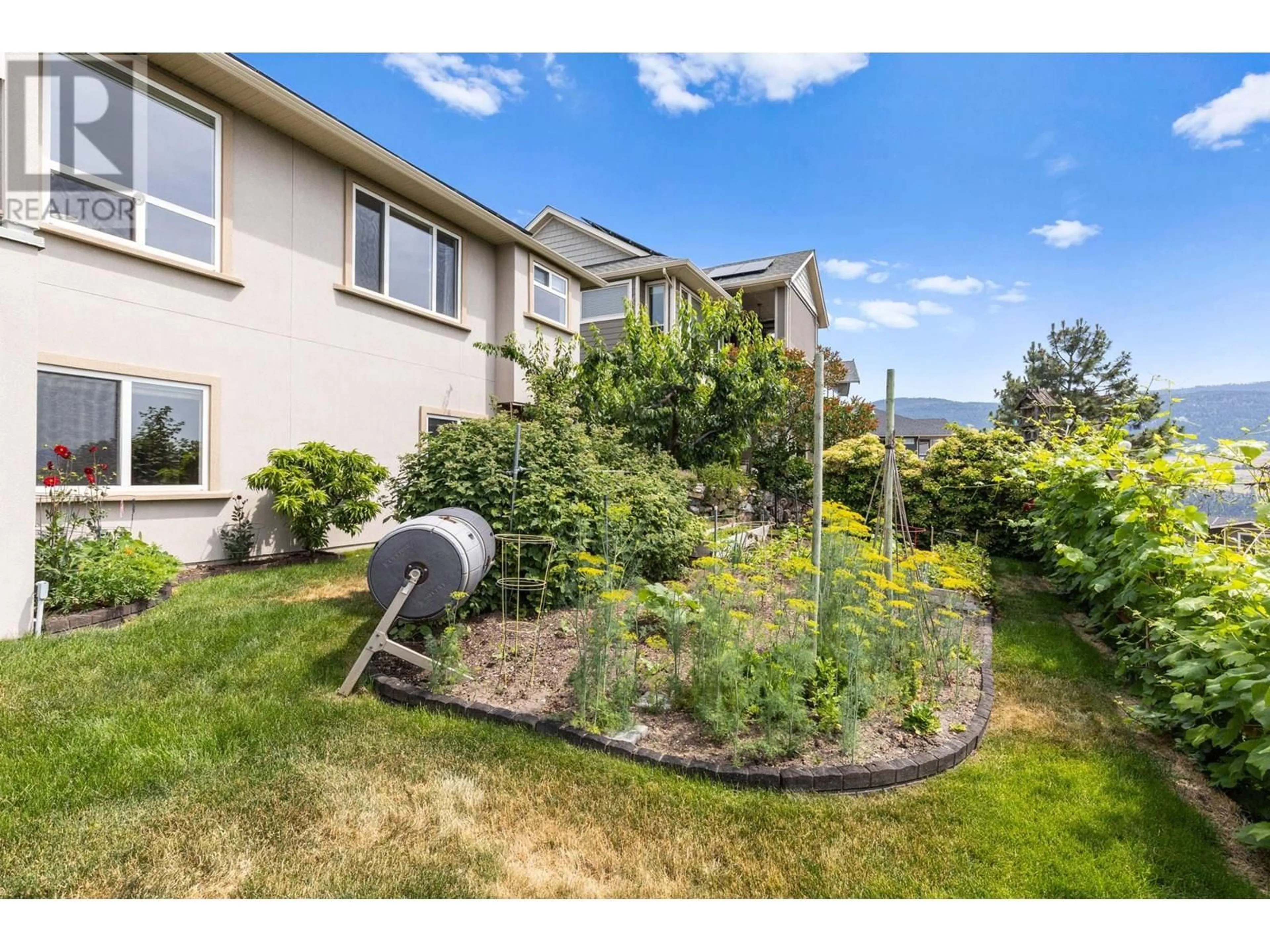 Patio, mountain view for 2591 LAKE BREEZE COURT, Lake Country British Columbia V4V2M8