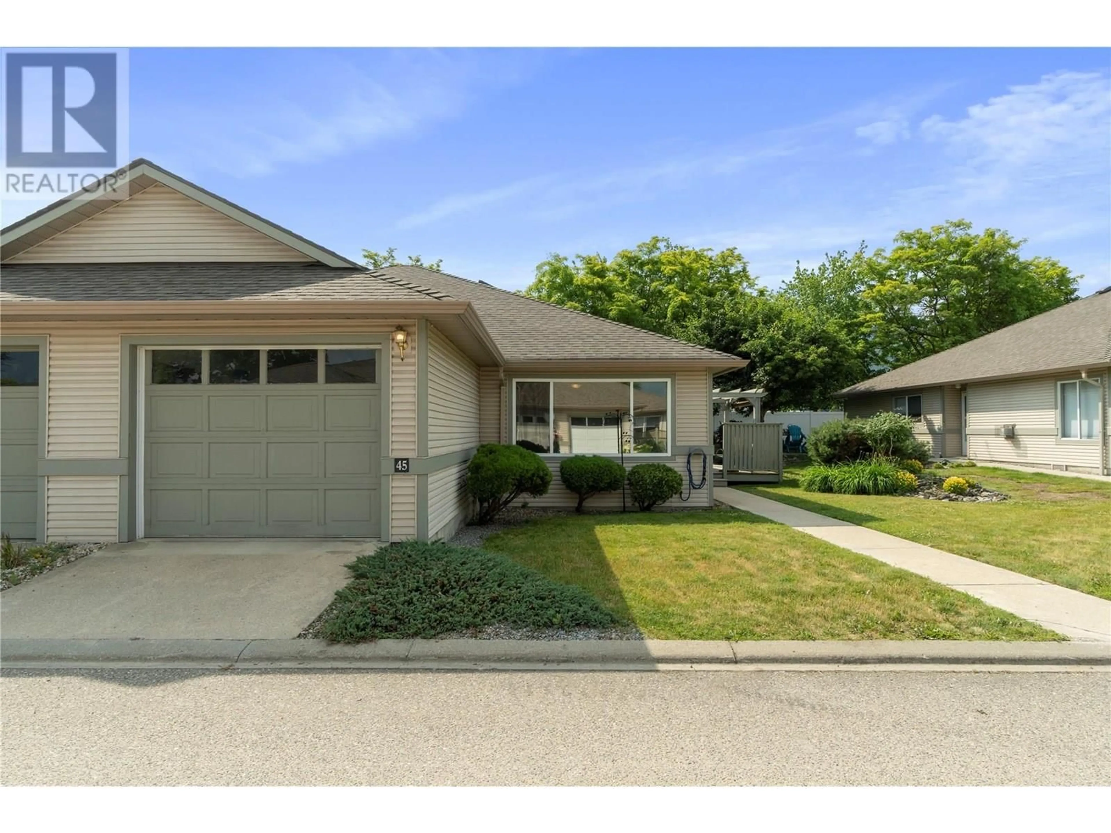 Unknown for 45 - 111 HARBOURFRONT DRIVE NORTHWEST, Salmon Arm British Columbia V1E1A3
