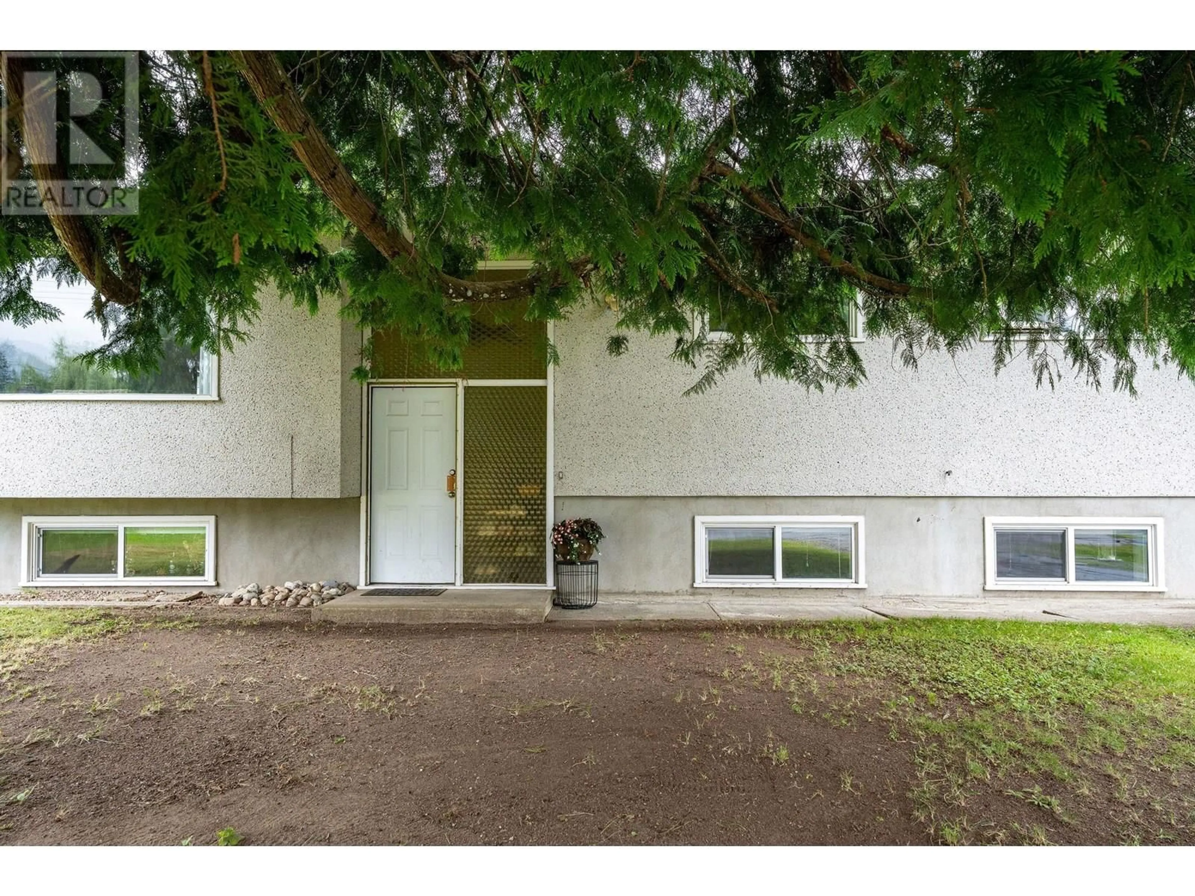 Unknown for 1981 MADDOCKS ROAD, Revelstoke British Columbia V0E2S0