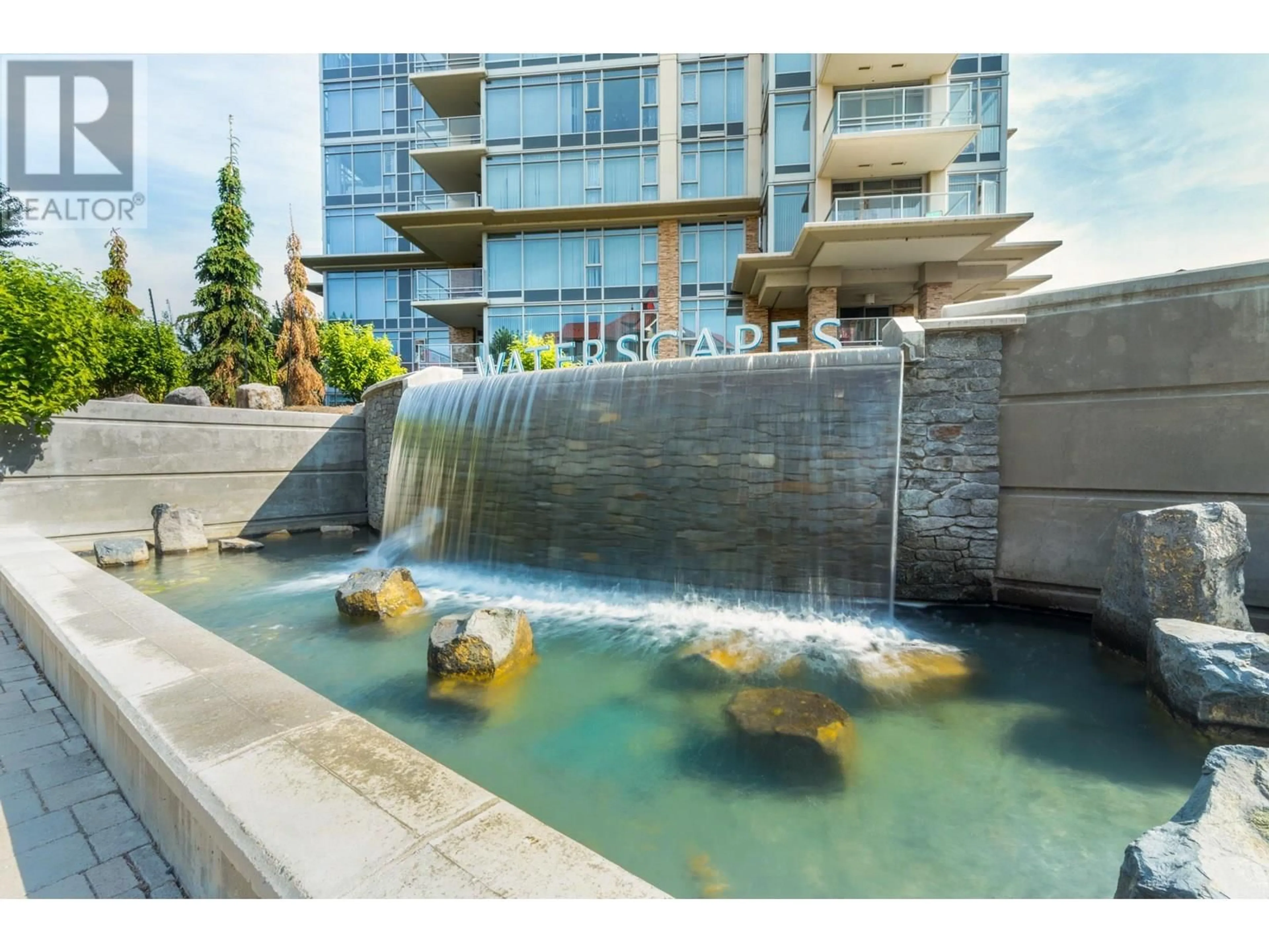 Pool for 312 - 1083 SUNSET DRIVE, Kelowna British Columbia V1Y9Z1