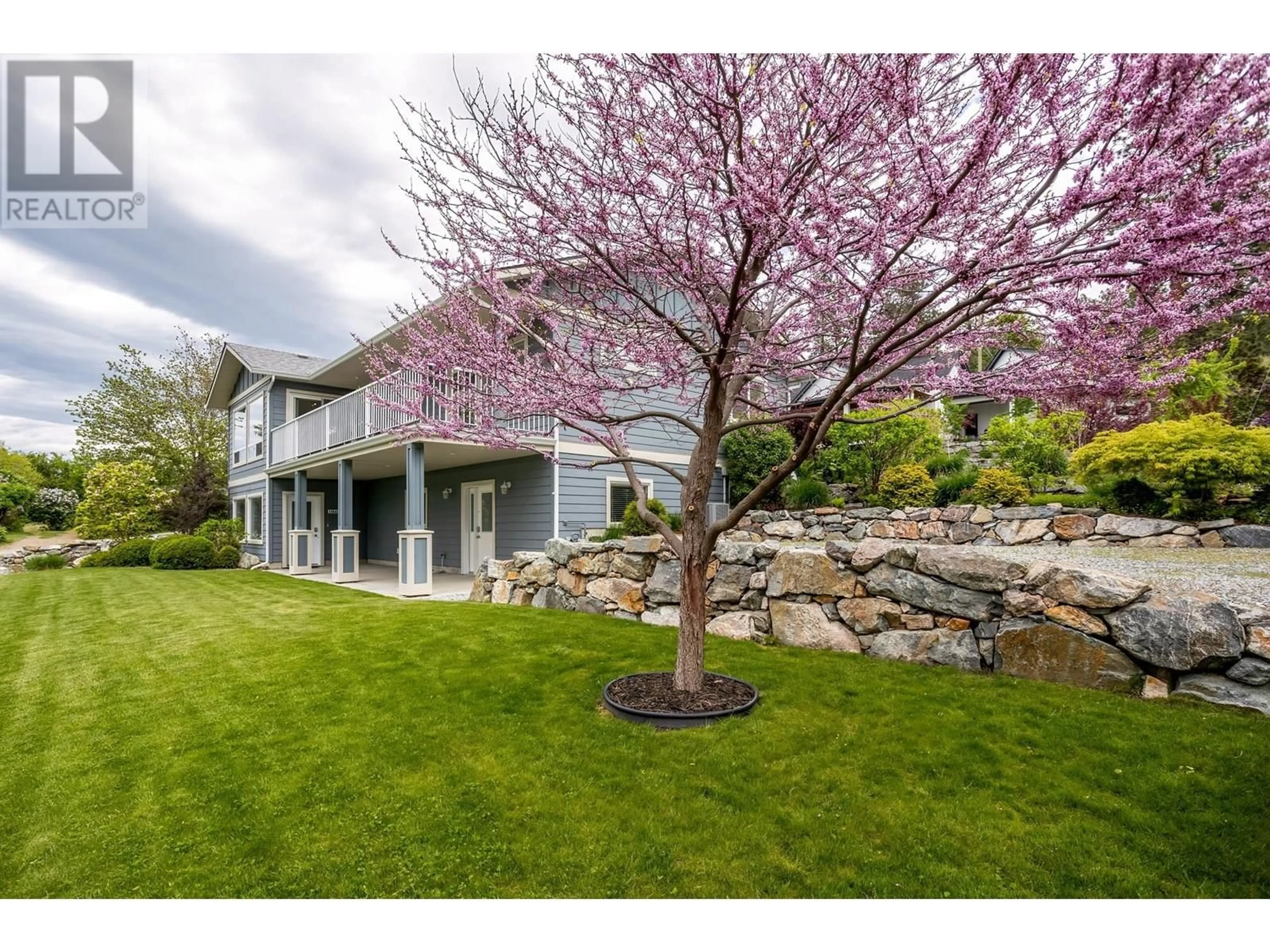 A pic from outside/outdoor area/front of a property/back of a property/a pic from drone, unknown for 11041 OKANAGAN CENTRE ROAD WEST, Lake Country British Columbia V4V2J7