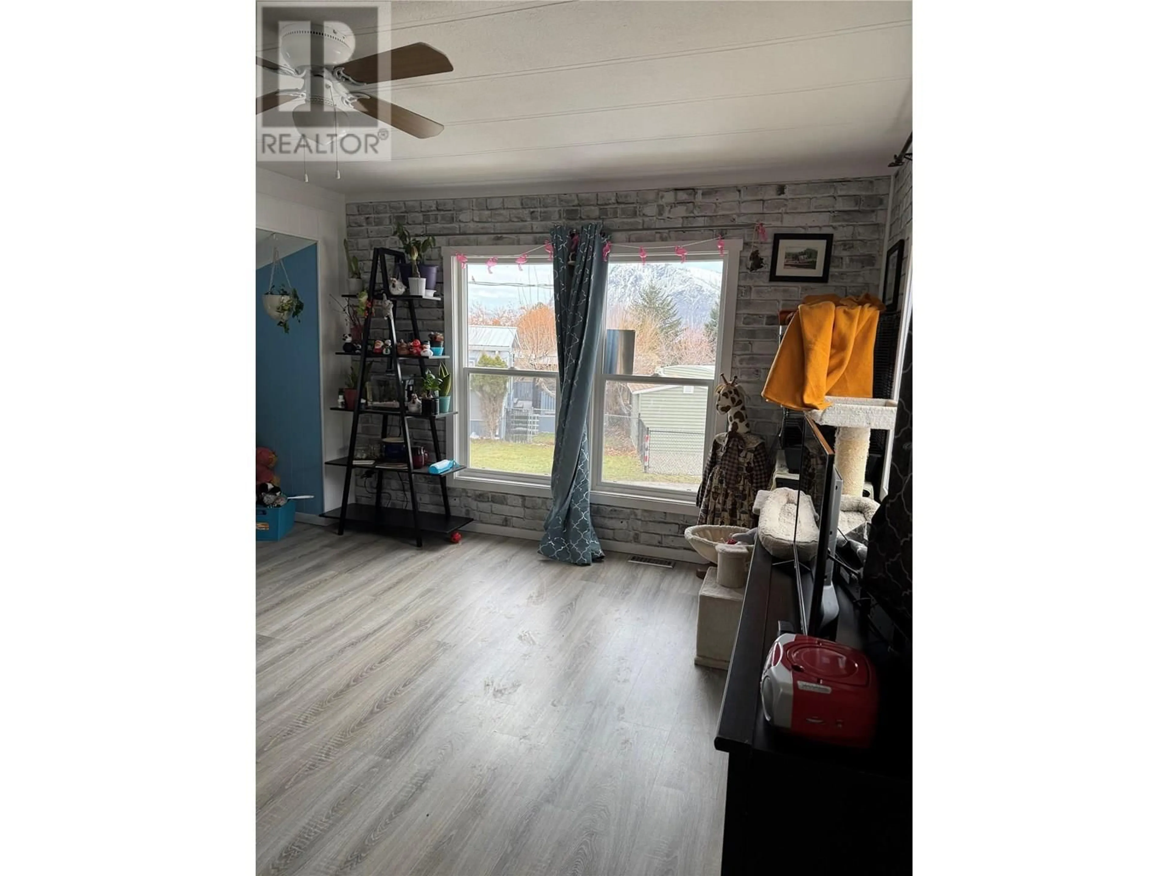 A pic of a room for 33 - 1175 ROSE HILL ROAD, Kamloops British Columbia V1L2B3