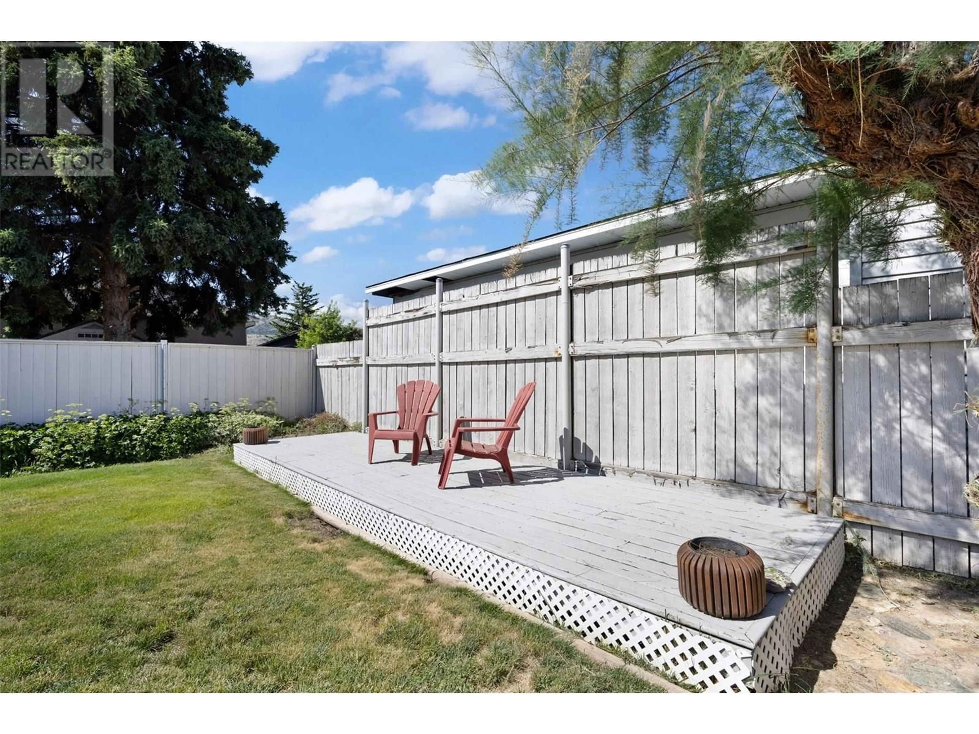 Patio, street for 1078 WINDBREAK STREET, Kamloops British Columbia V2B5P9