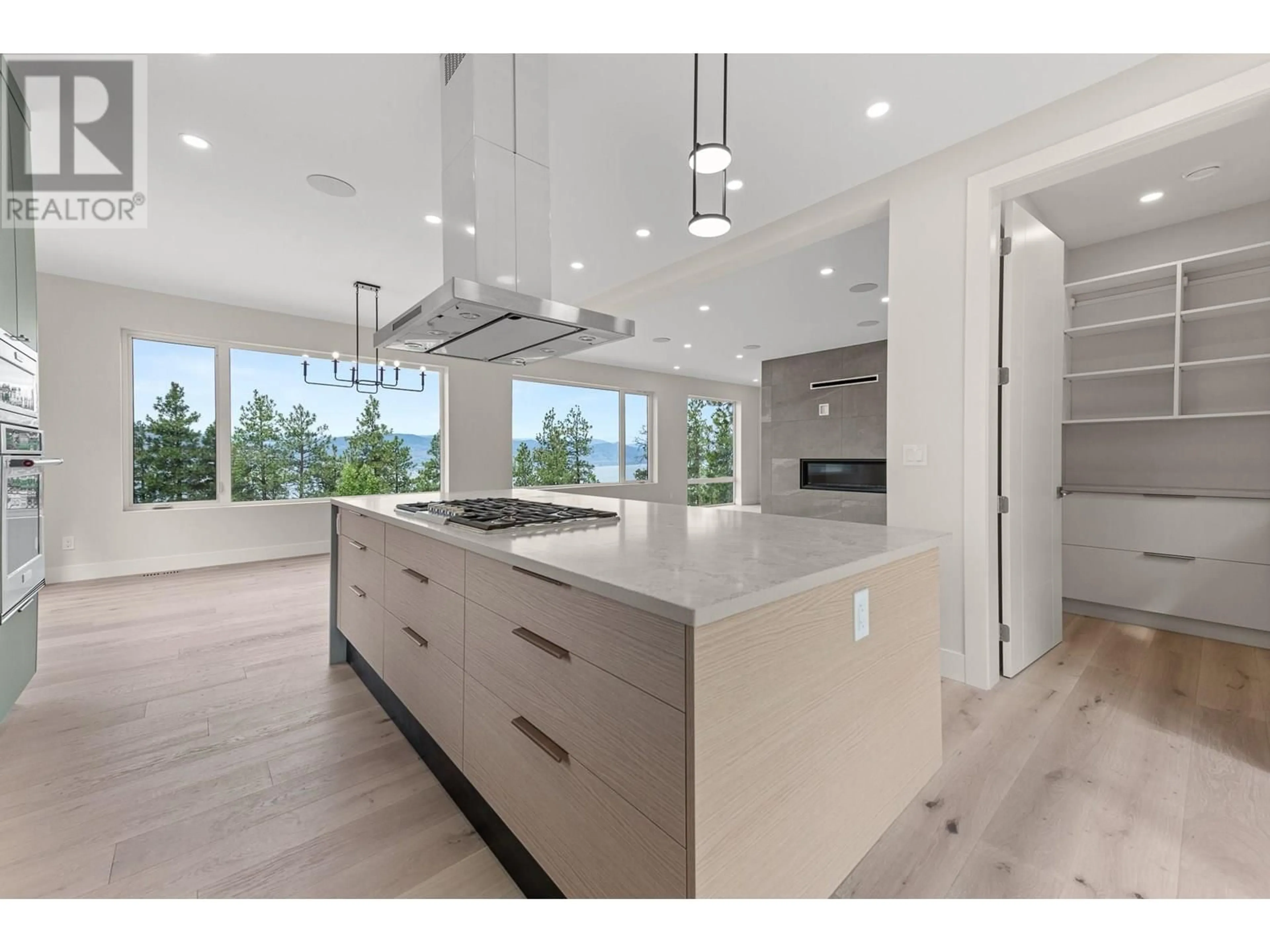 Open concept kitchen, unknown for 2980 OUTLOOK WAY, Naramata British Columbia V0H1N1