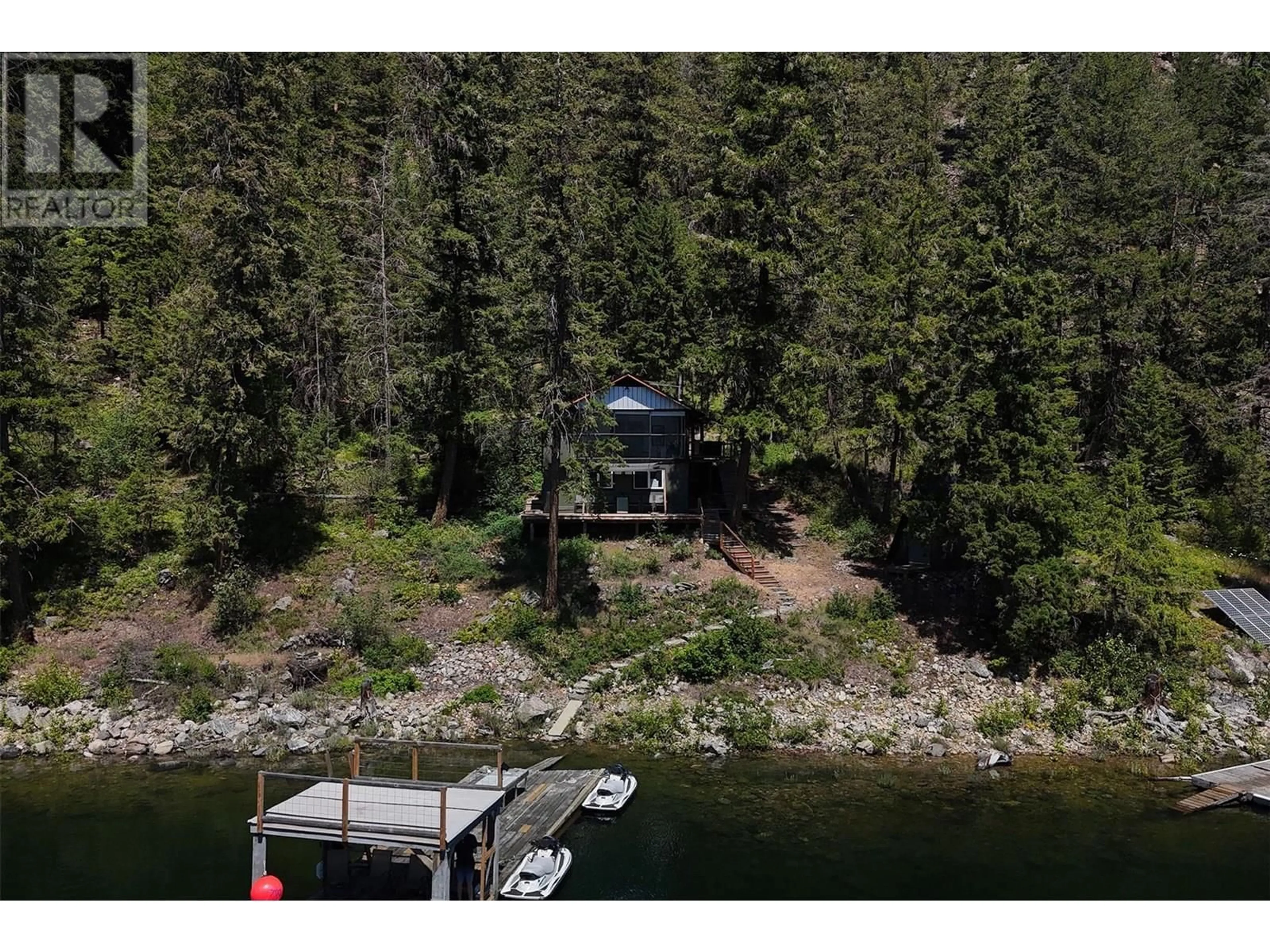 A pic from outside/outdoor area/front of a property/back of a property/a pic from drone, water/lake/river/ocean view for 3872 POINT ROAD, Chase British Columbia V0E1M0