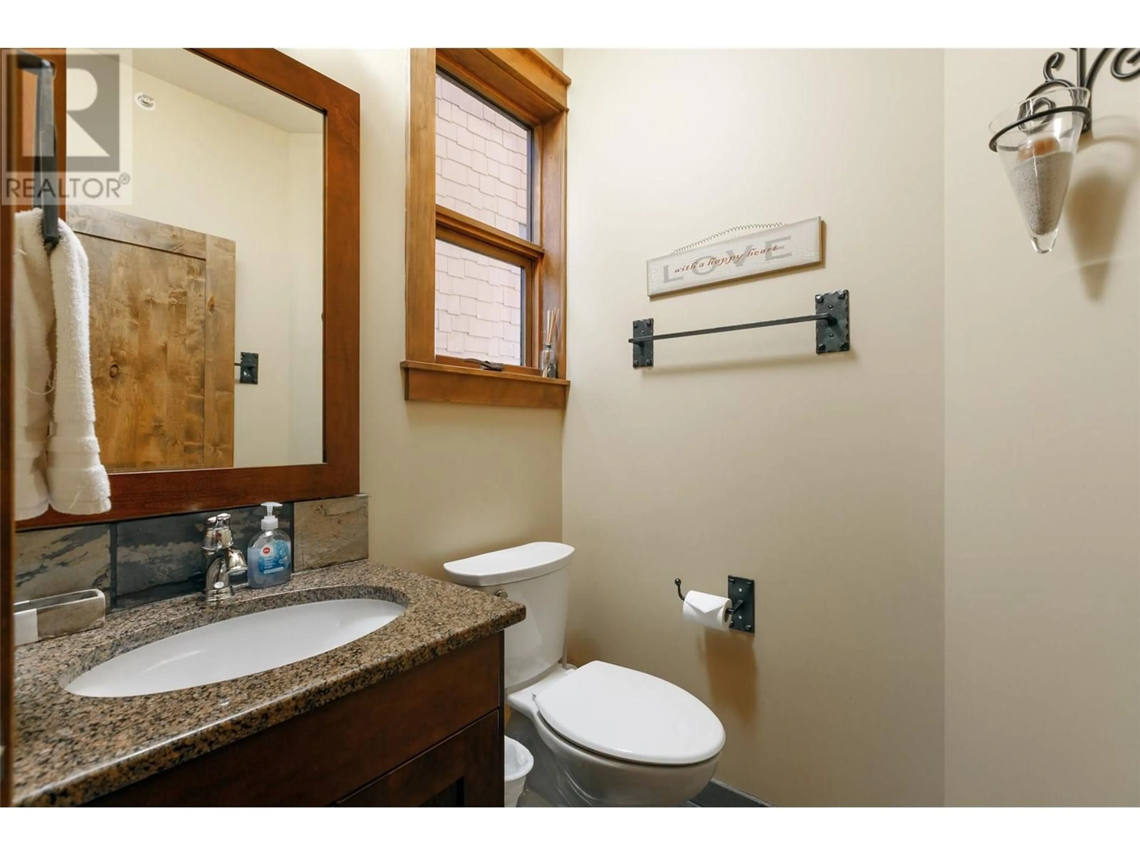Standard bathroom, unknown for 109 - 5080 SNOWBIRD WAY, Big White British Columbia V1P1P4