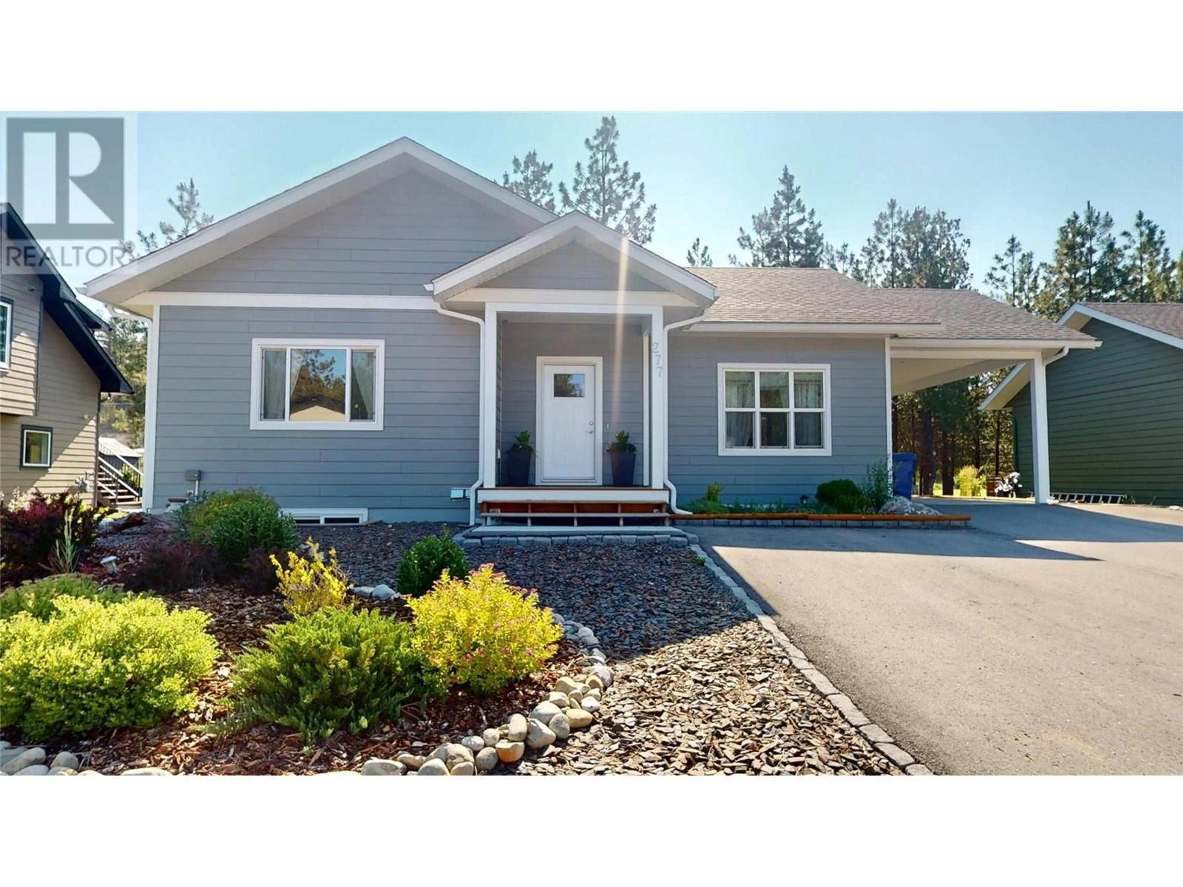 Home with vinyl exterior material, street for 277 SHADOW MOUNTAIN BOULEVARD, Cranbrook British Columbia V1C0C6