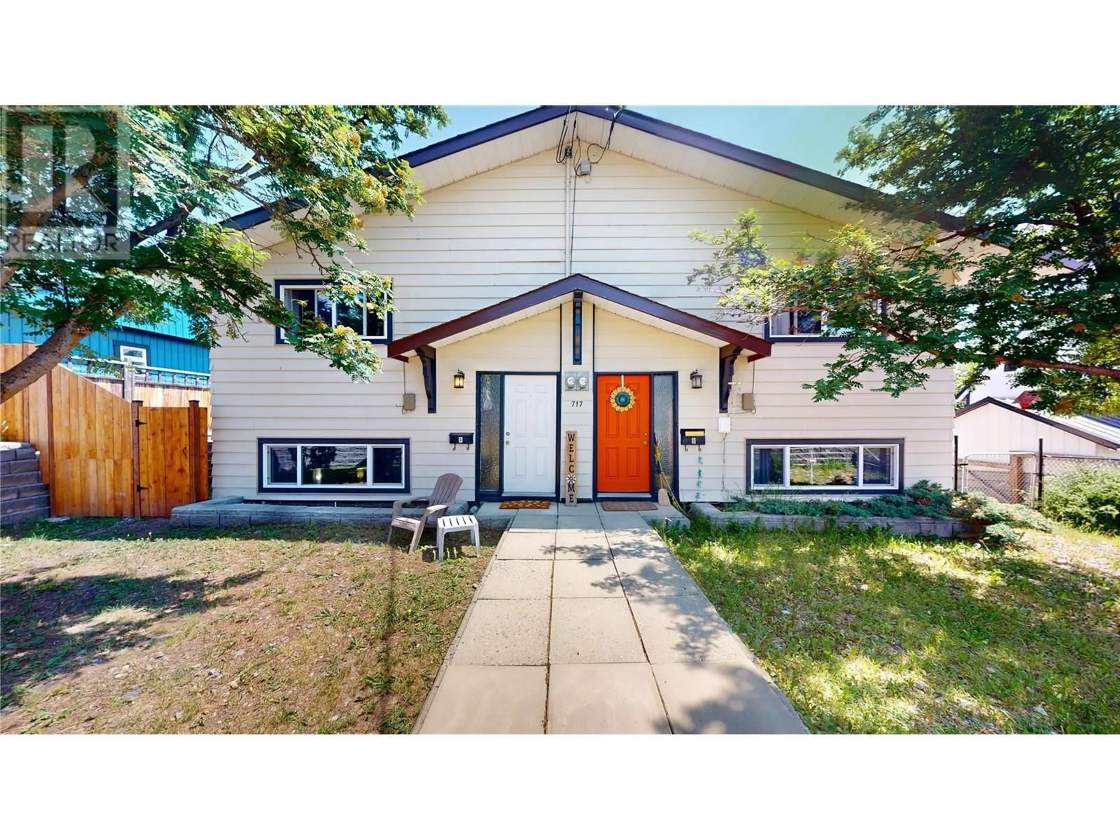 Home with vinyl exterior material, street for A - 717 6TH AVENUE, Kimberley British Columbia V1A2V9