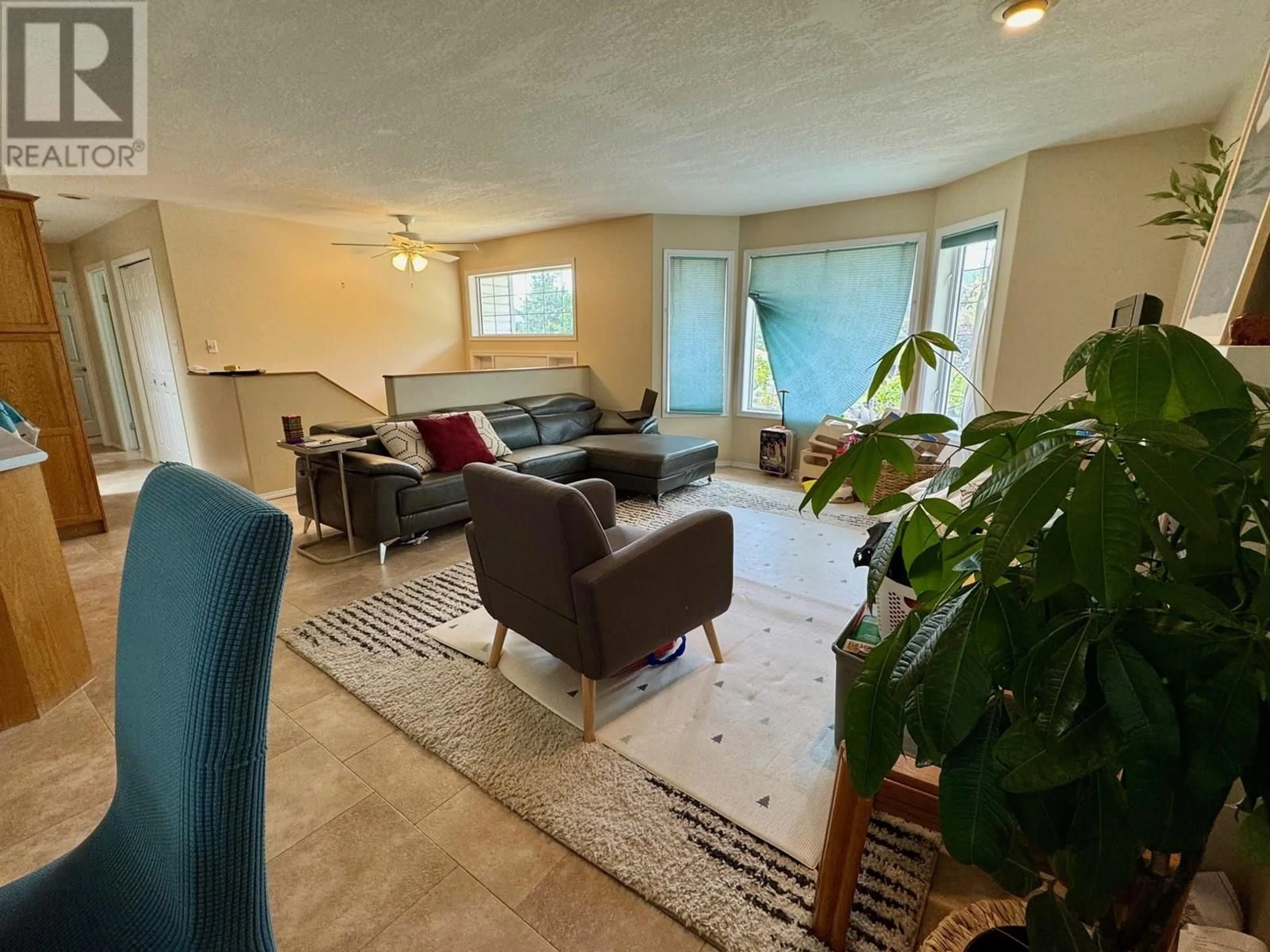 Living room with furniture, unknown for 1213 REGINA STREET, Creston British Columbia V0B1G0