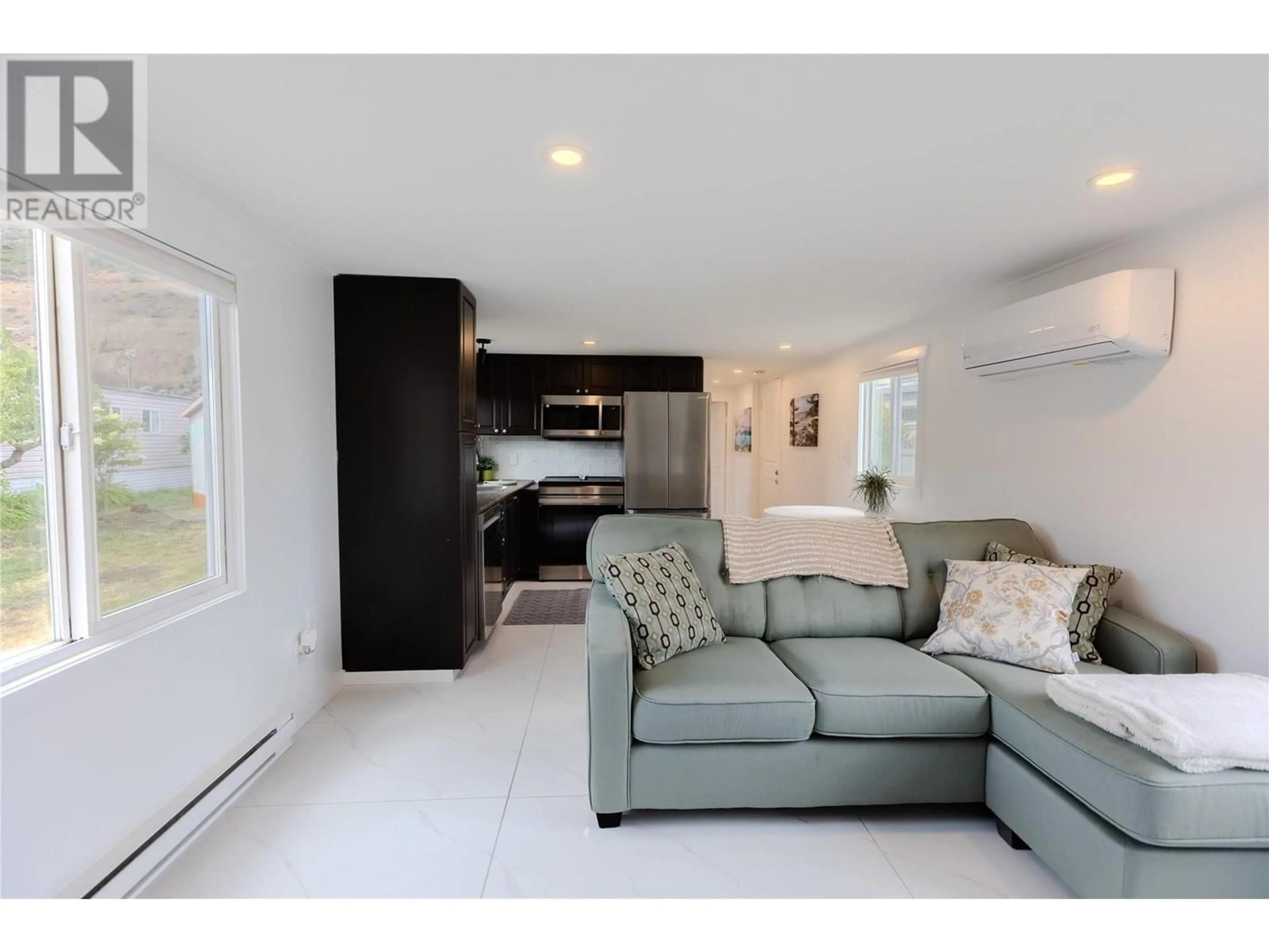 Living room with furniture, unknown for 11 - 1375 ORD ROAD, Kamloops British Columbia V2B7V3