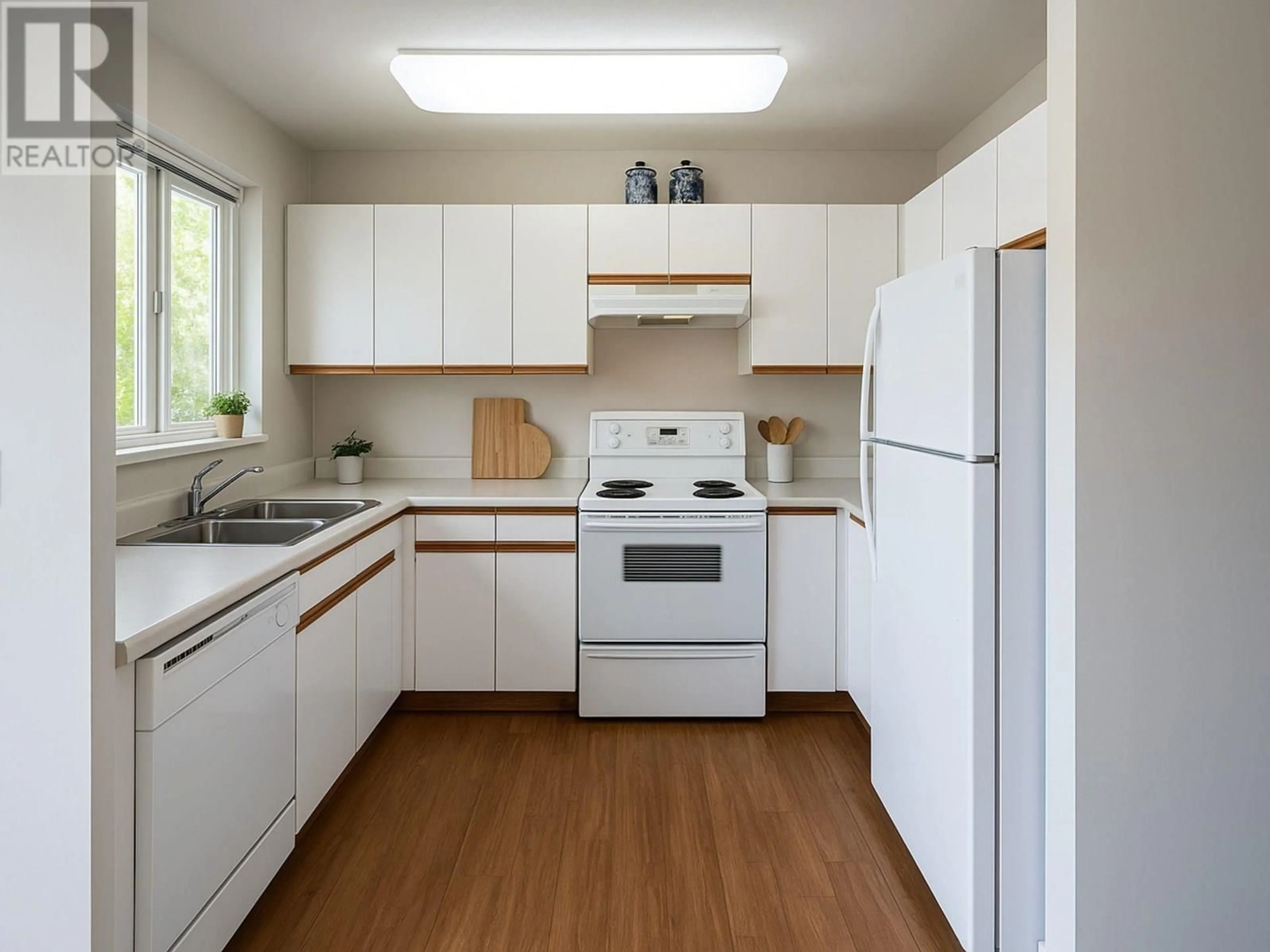 Standard kitchen, unknown for 103 - 831 2ND STREET SOUTHEAST, Salmon Arm British Columbia V1E1S6
