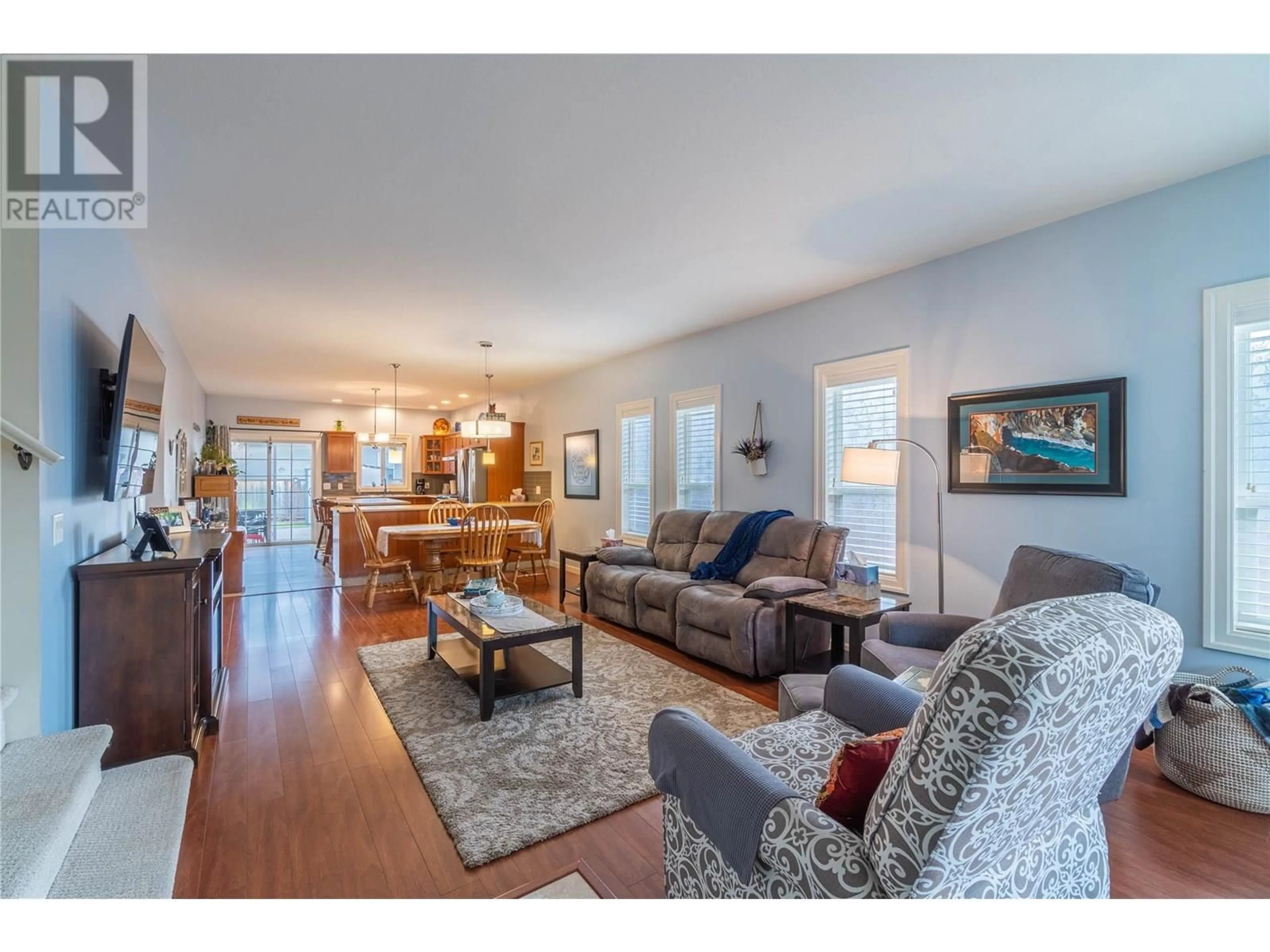 Living room with furniture, wood/laminate floor for 3161 BANK ROAD, Kamloops British Columbia V2B6Z6