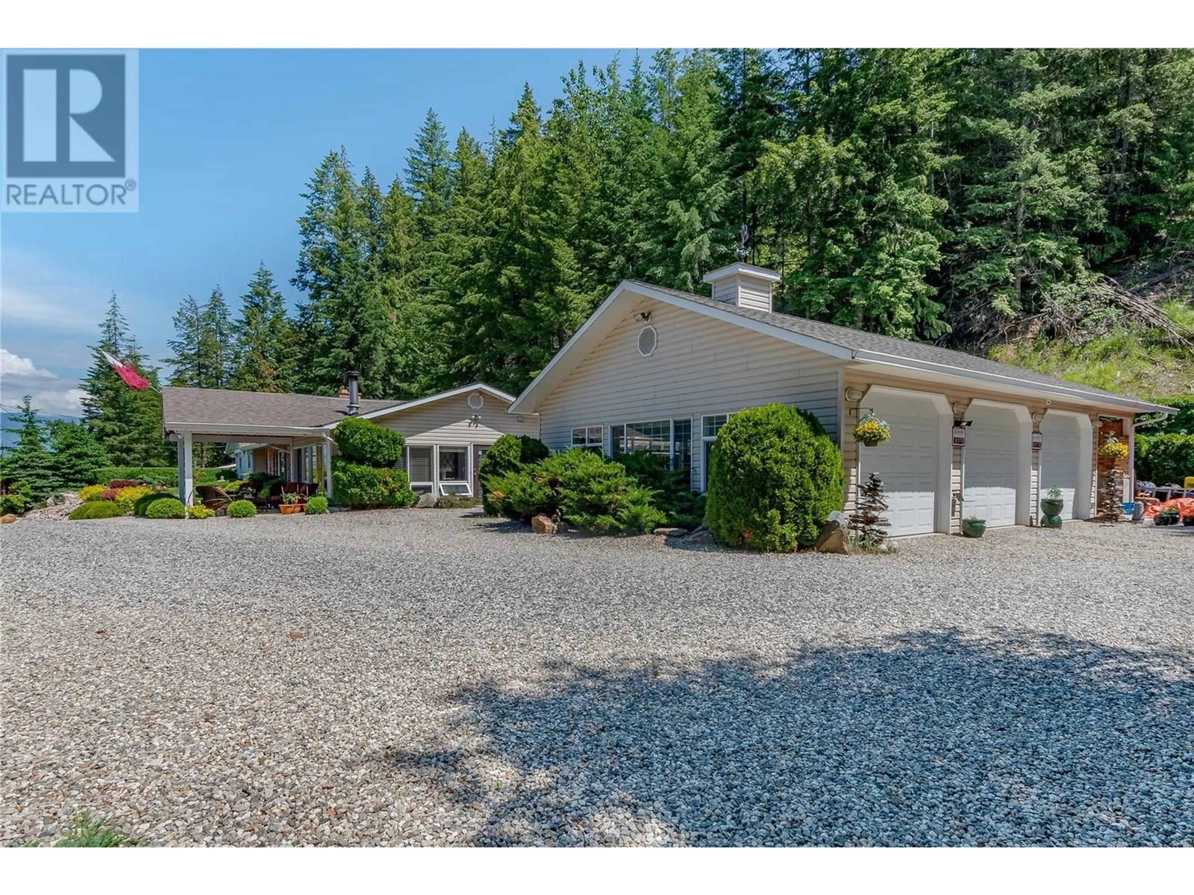 Unknown for 9178 CLANCY FRONTAGE ROAD, Mara British Columbia V0E2K0