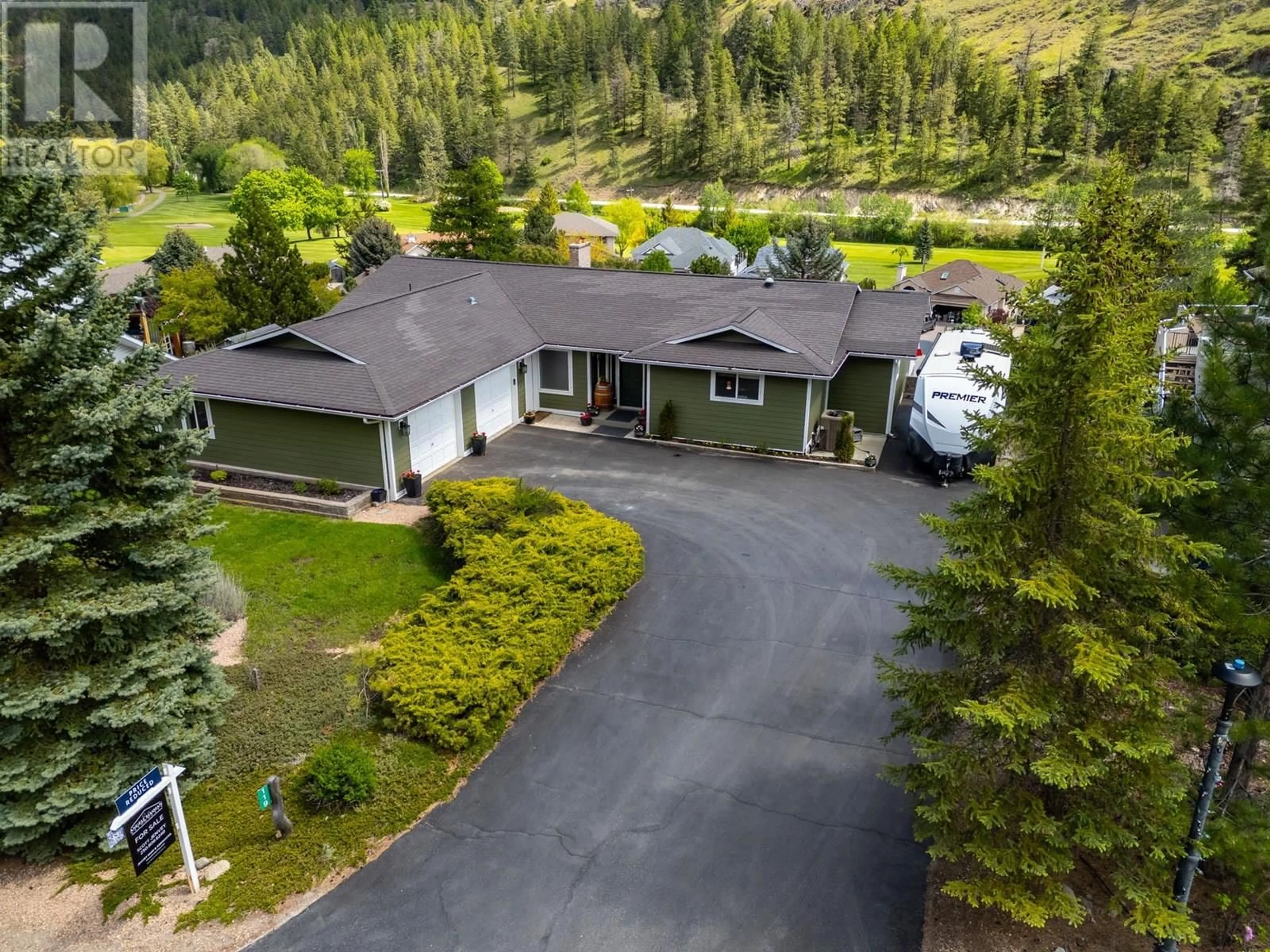 A pic from outside/outdoor area/front of a property/back of a property/a pic from drone, mountain view for 119 ST ANDREWS DRIVE, Kaleden British Columbia V0H1K0