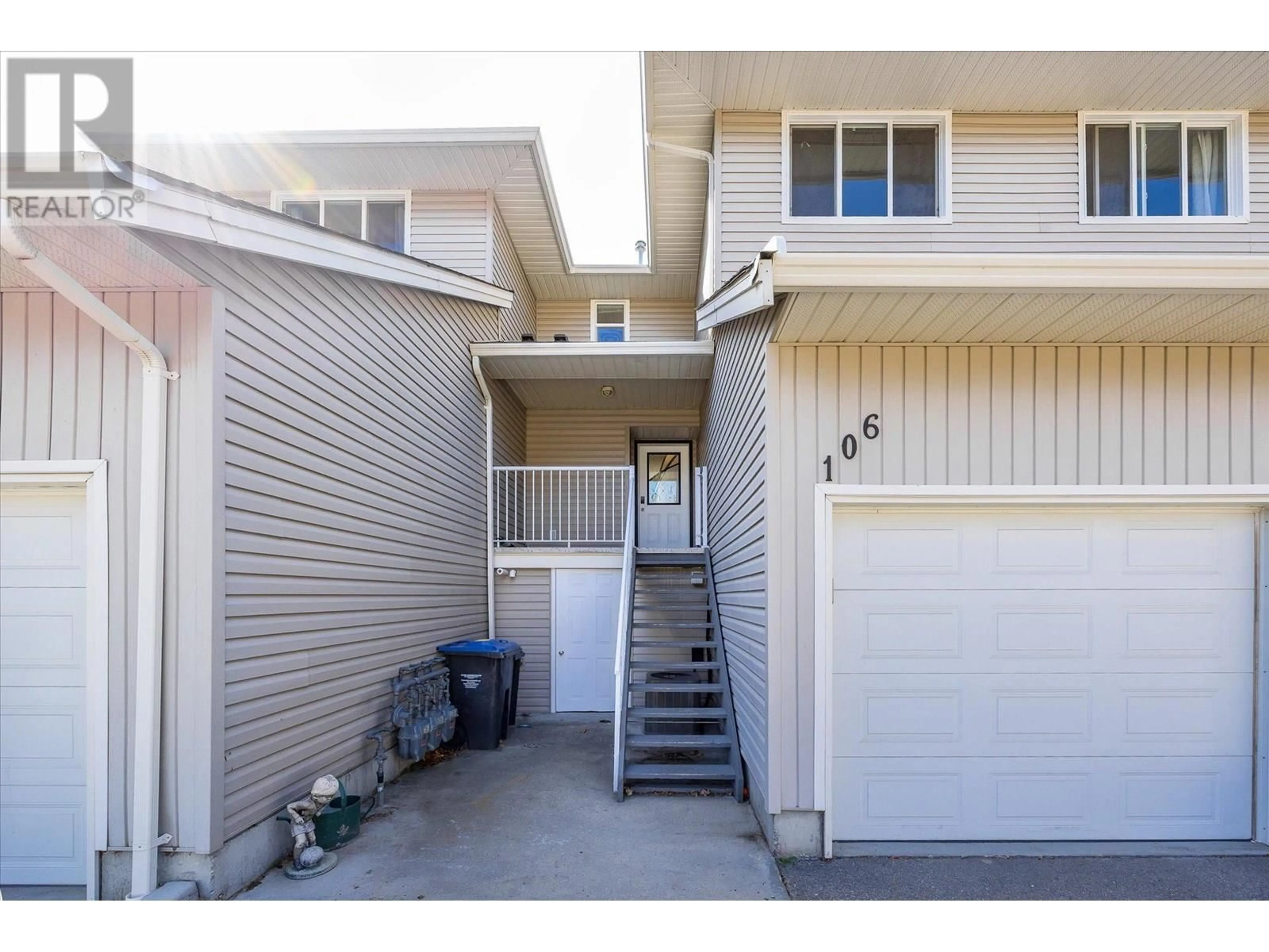 Unknown for 106 - 5460 CLEMENTS CRESCENT, Peachland British Columbia V0H1X5