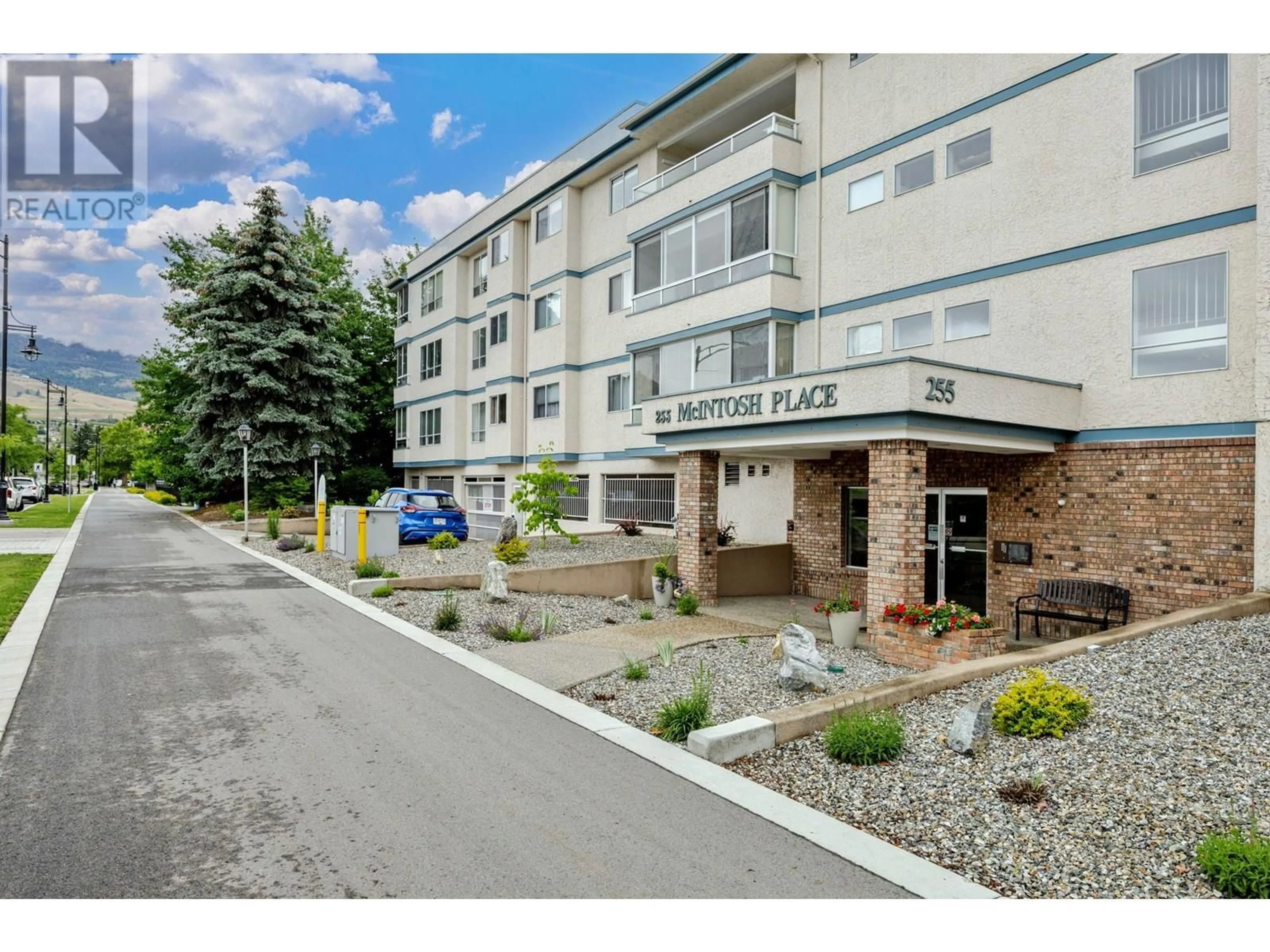 Patio, unknown for 205 - 255 MCINTOSH ROAD, Kelowna British Columbia V1X2C5