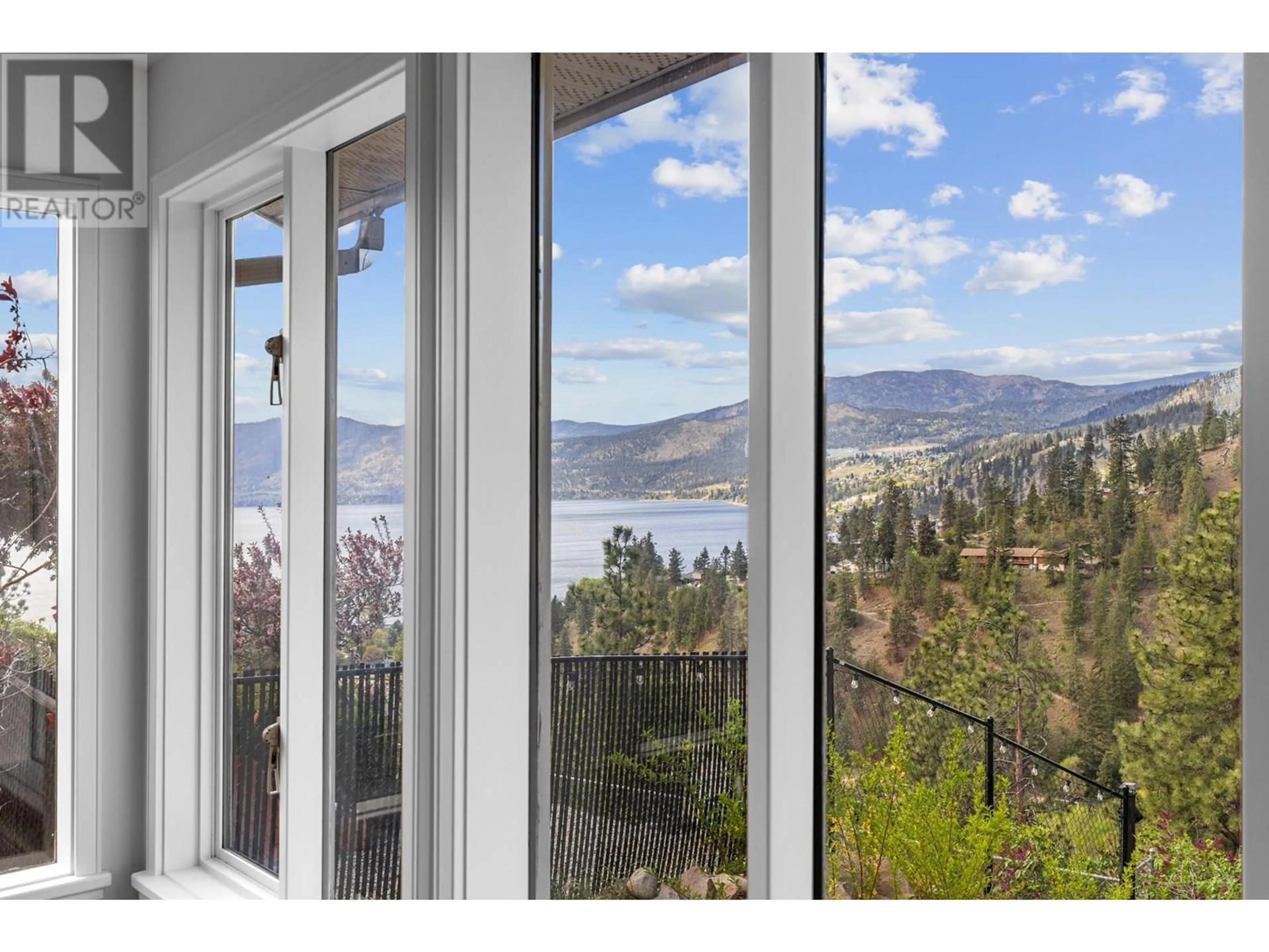 Unknown for 3784 INGLIS PLACE, Peachland British Columbia V0H1X2