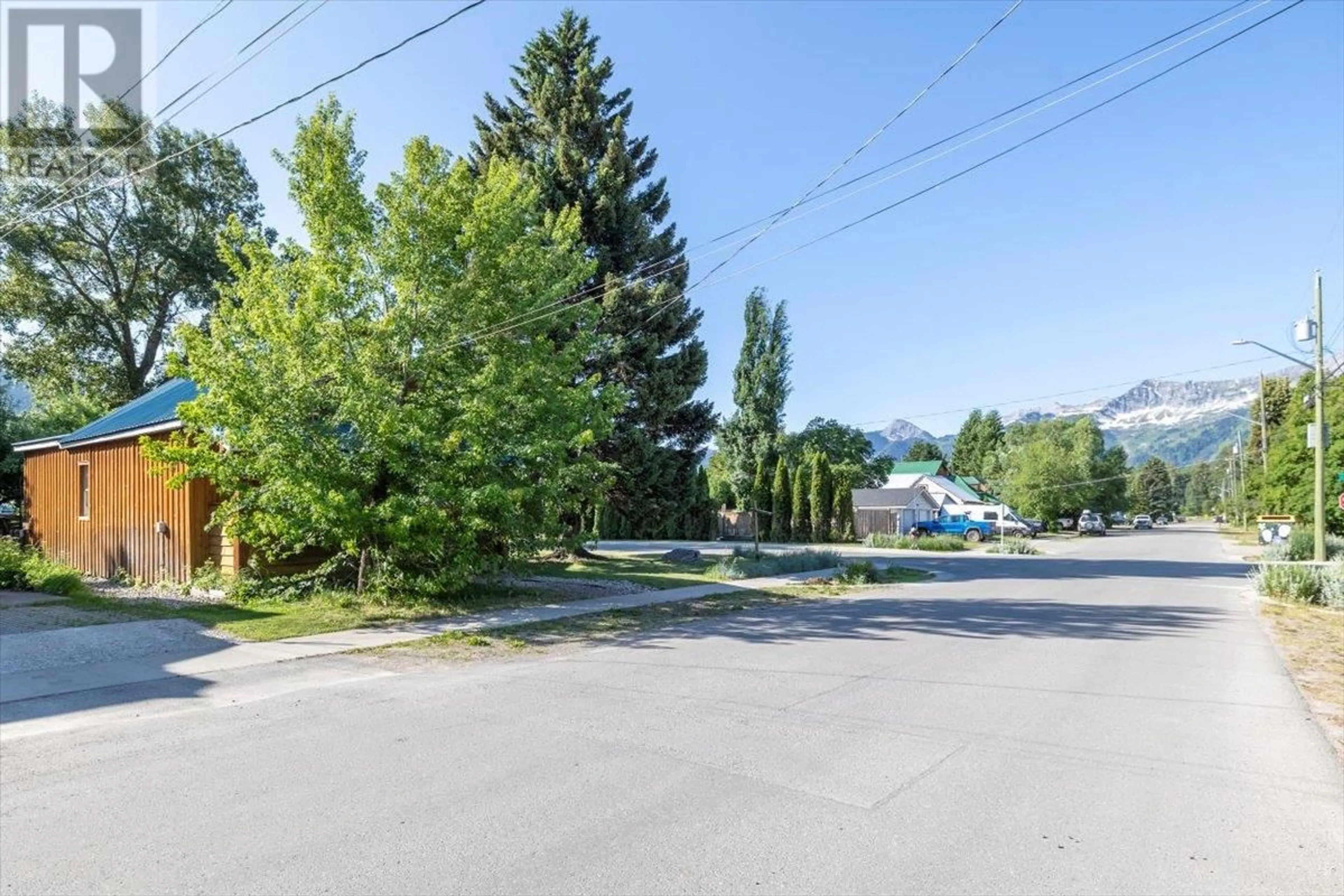 Unknown for 702 9TH AVENUE, Fernie British Columbia V0B1M0