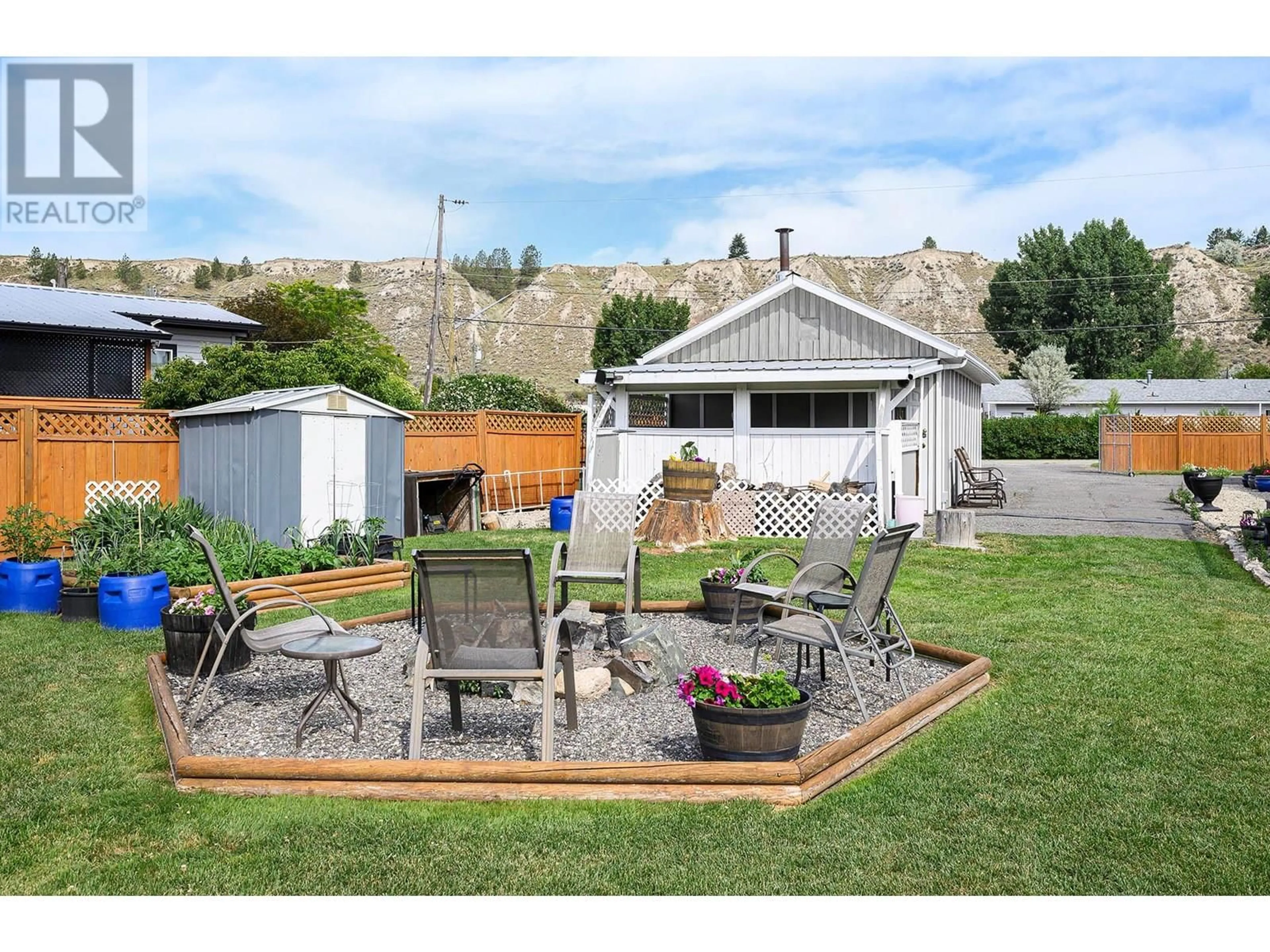 Patio, mountain view for 1337 BOSTOCK CRESCENT, Pritchard British Columbia V0E2P0