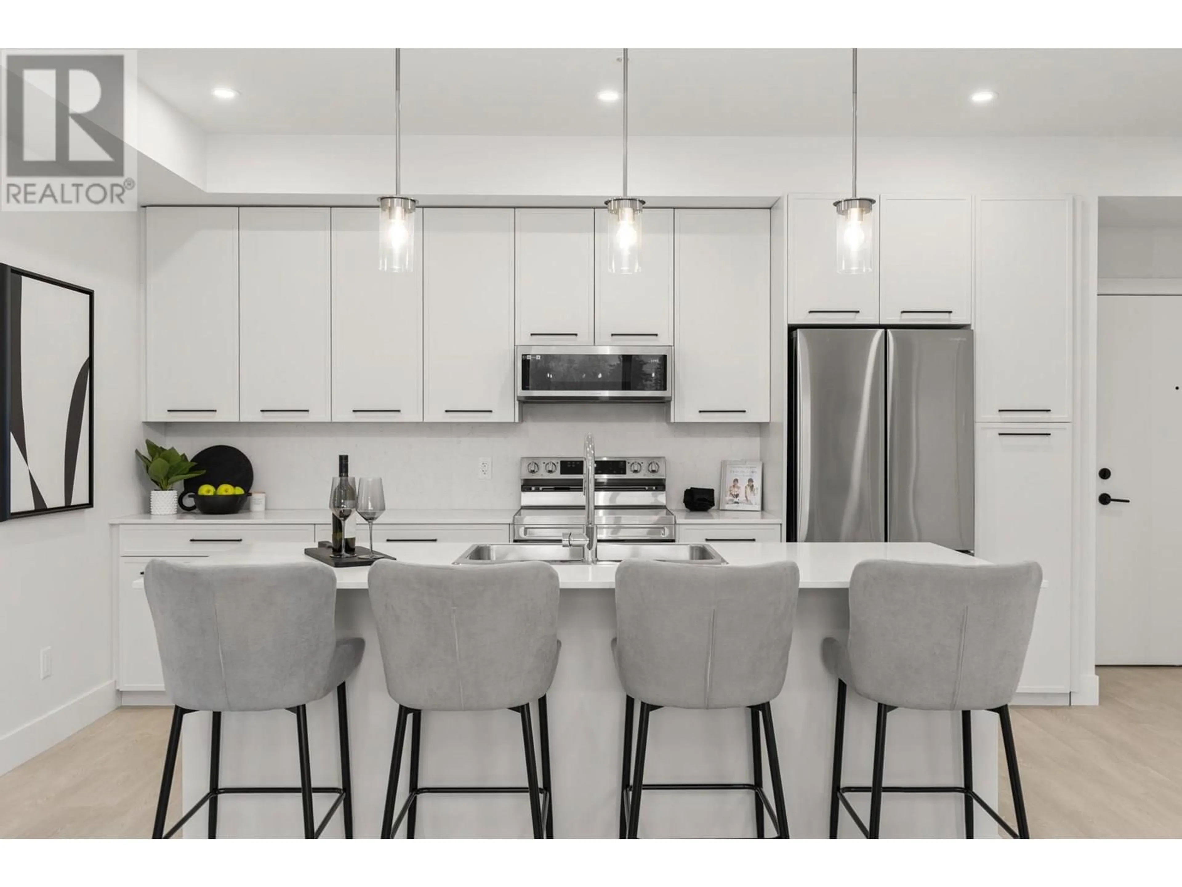 Open concept kitchen, unknown for 406 - 1220 PACIFIC AVENUE, Kelowna British Columbia V1Y5T7