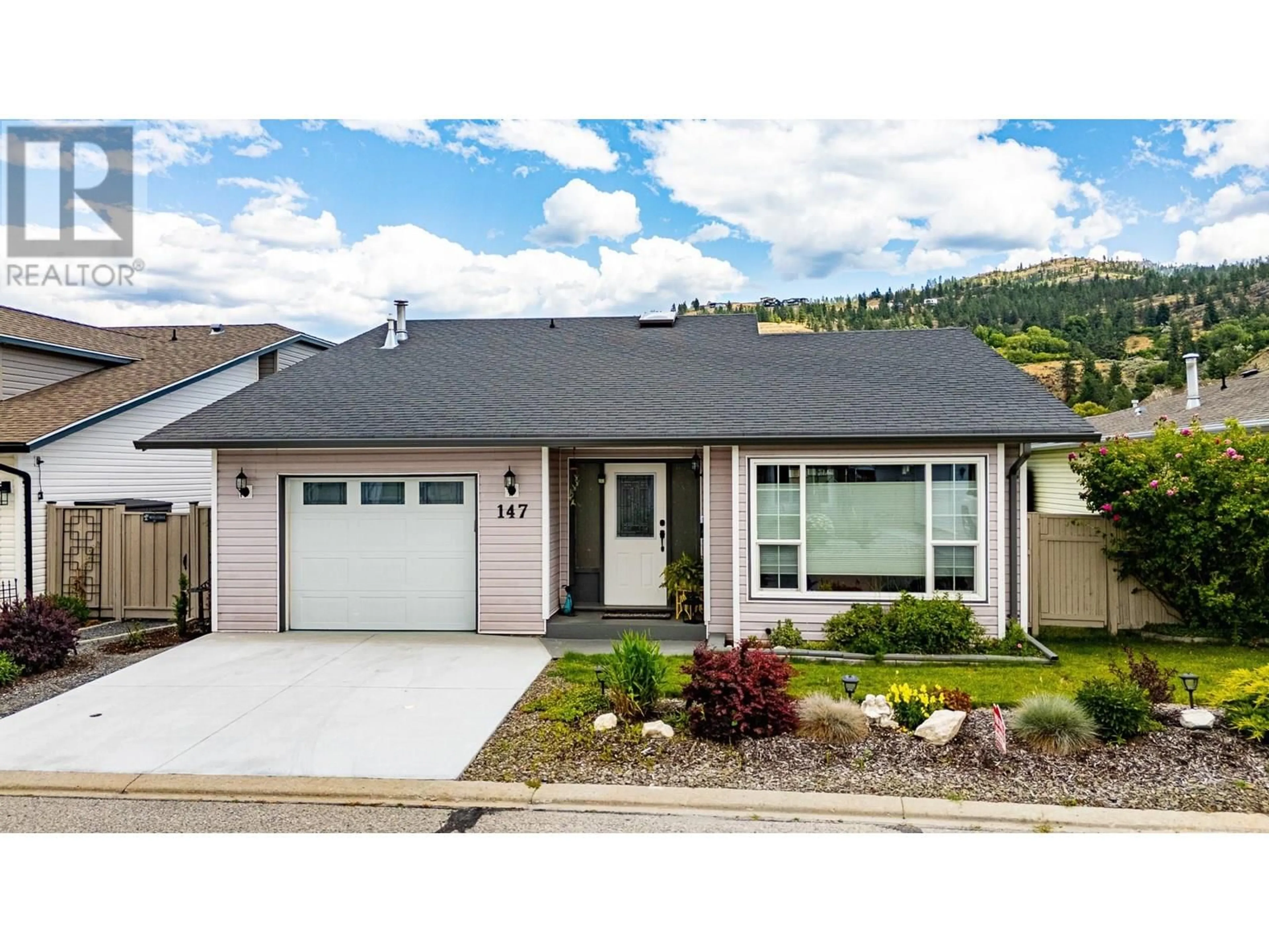 Home with vinyl exterior material, street for 147 - 3400 WILSON STREET, Penticton British Columbia V2A0H3