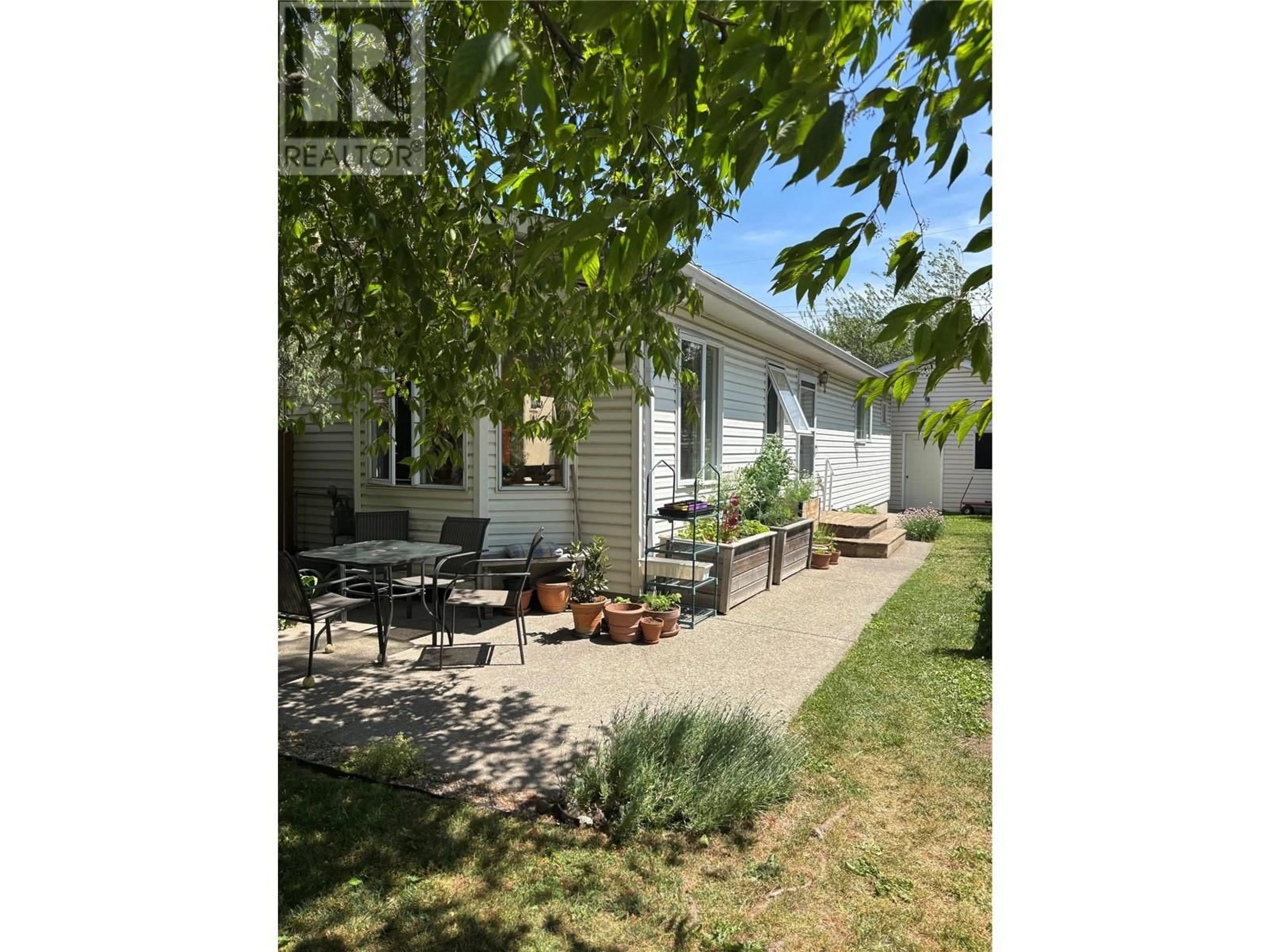 Patio, street for 1291 4TH AVENUE, Fernie British Columbia V0B1M0