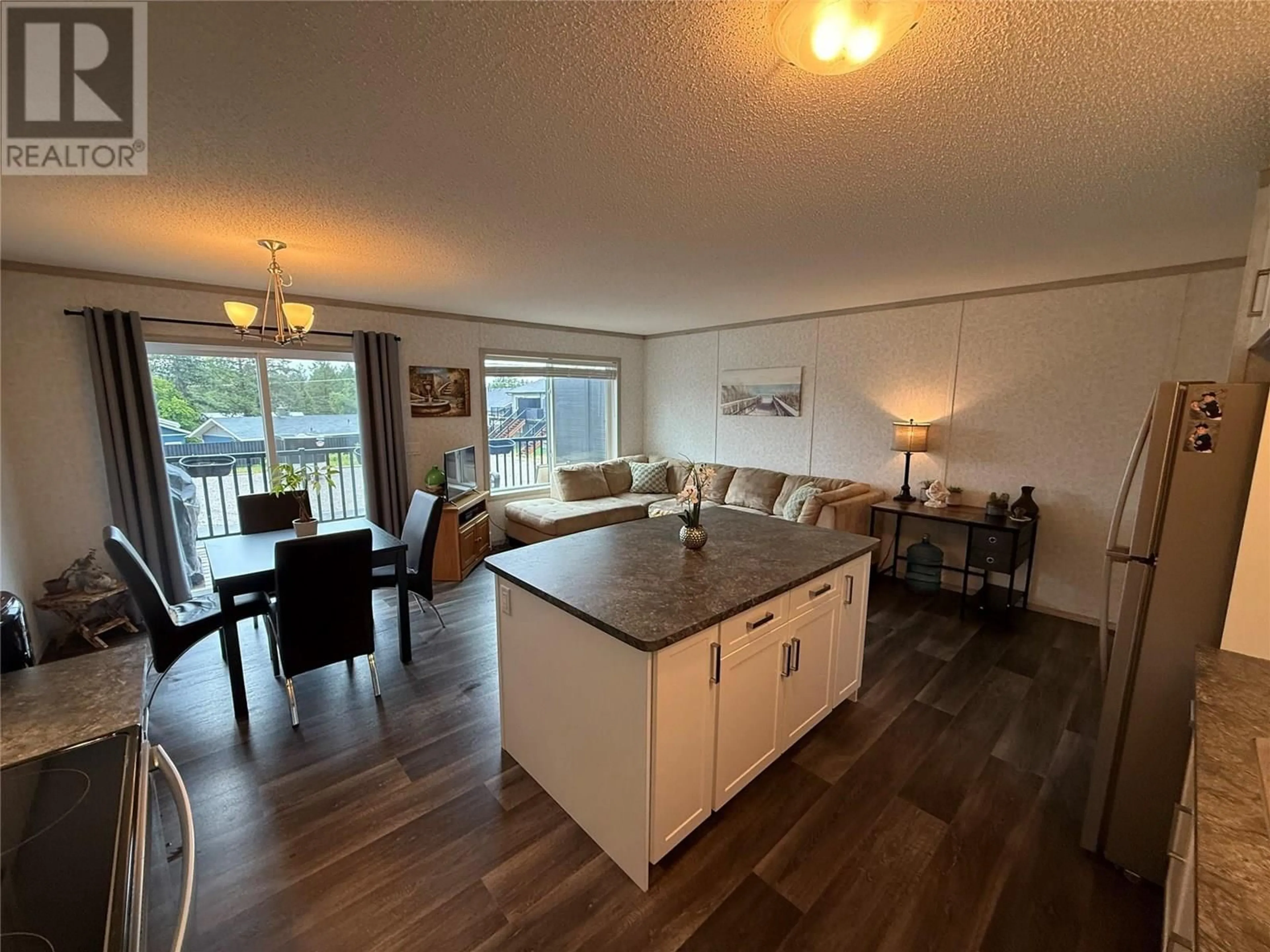 Unknown for 2 - 2133 14 AVENUE, Invermere British Columbia V0A1K4