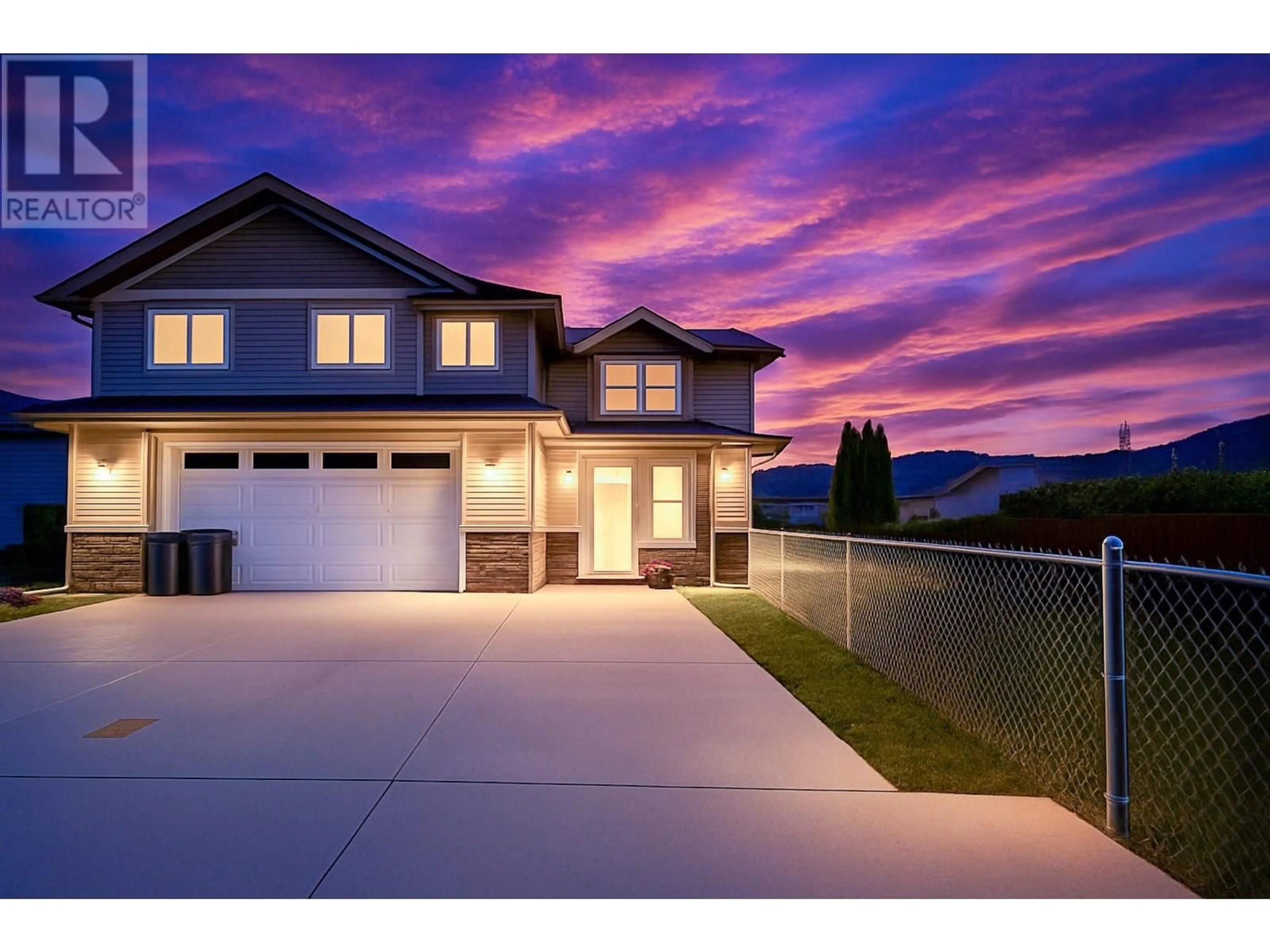 Home with vinyl exterior material, mountain view for 1890B SAGE STREET, Merritt British Columbia V1K1G3