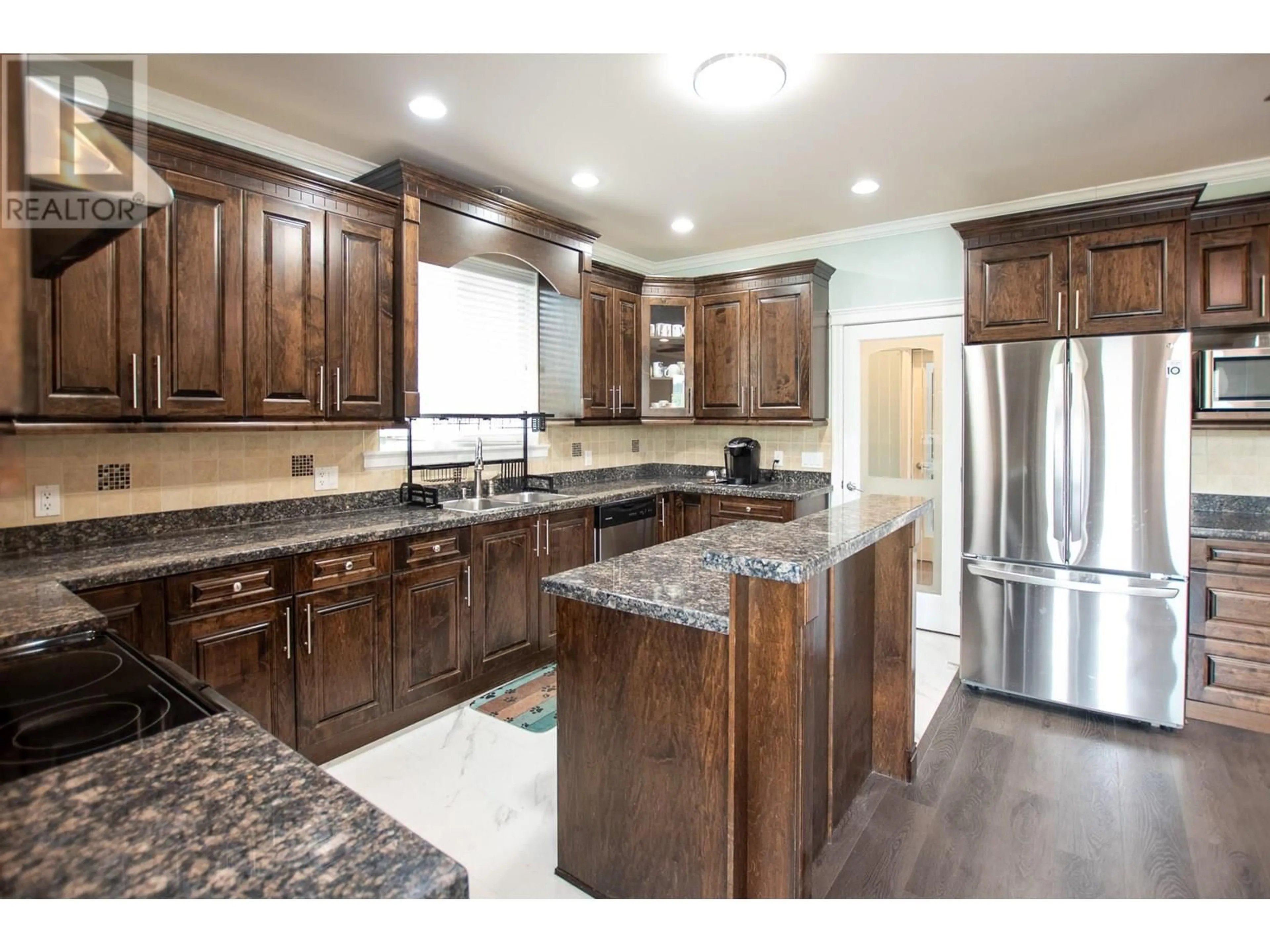 Open concept kitchen, unknown for 1890B SAGE STREET, Merritt British Columbia V1K1G3