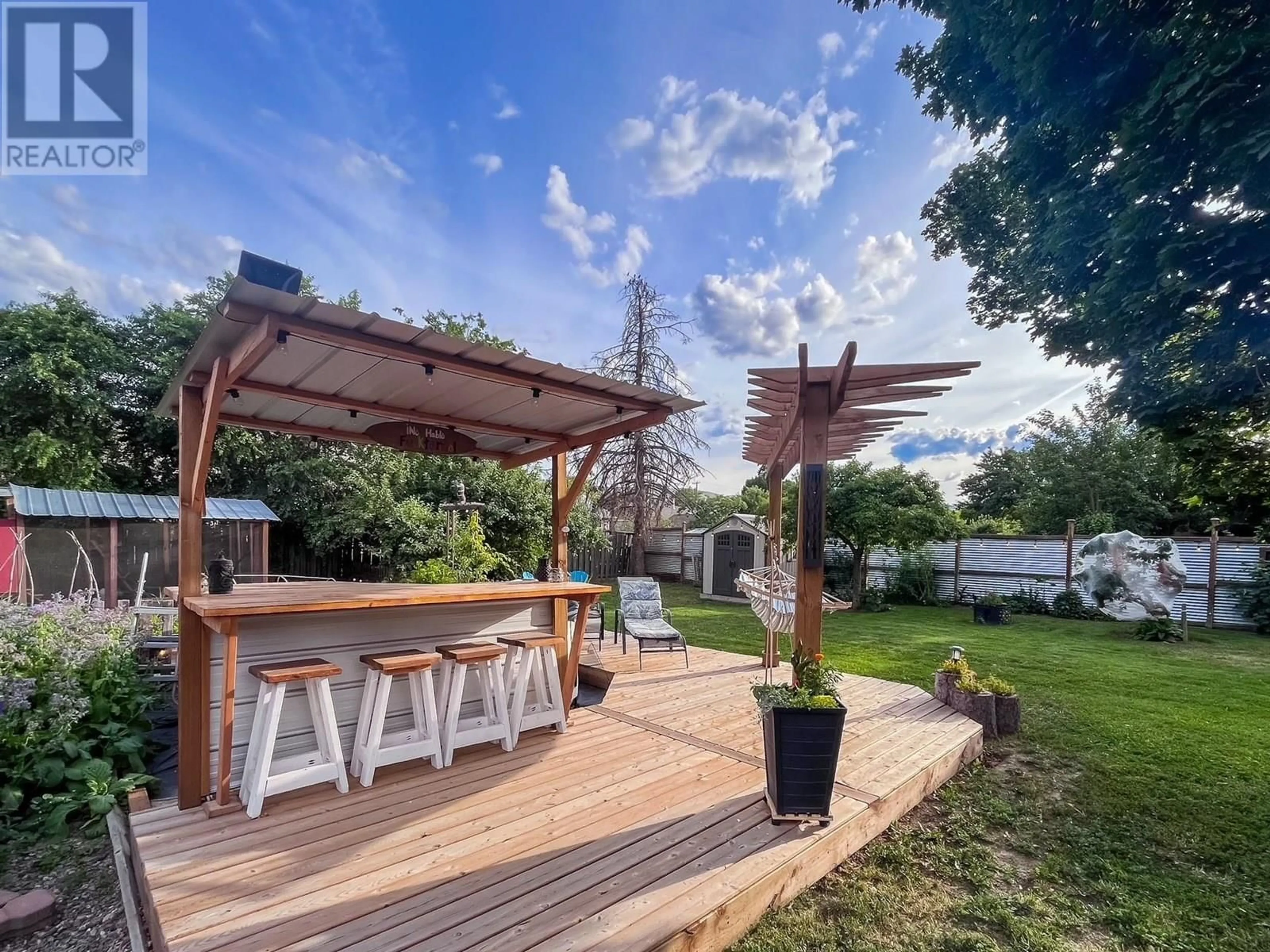 Patio, unknown for 2475 GLENVIEW AVENUE, Kamloops British Columbia V2B4L5