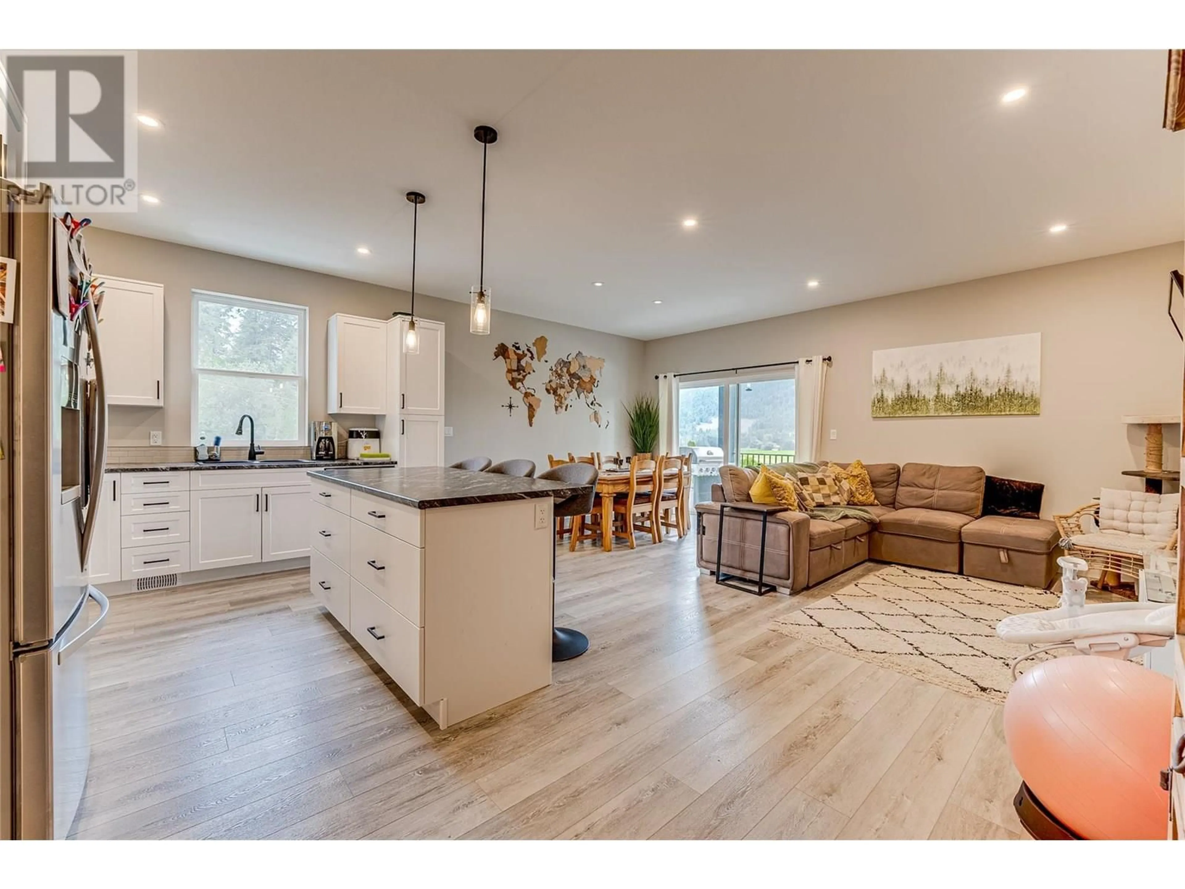Open concept kitchen, unknown for 1 - 2508 SHUSWAP AVENUE, Lumby British Columbia V0E2G5