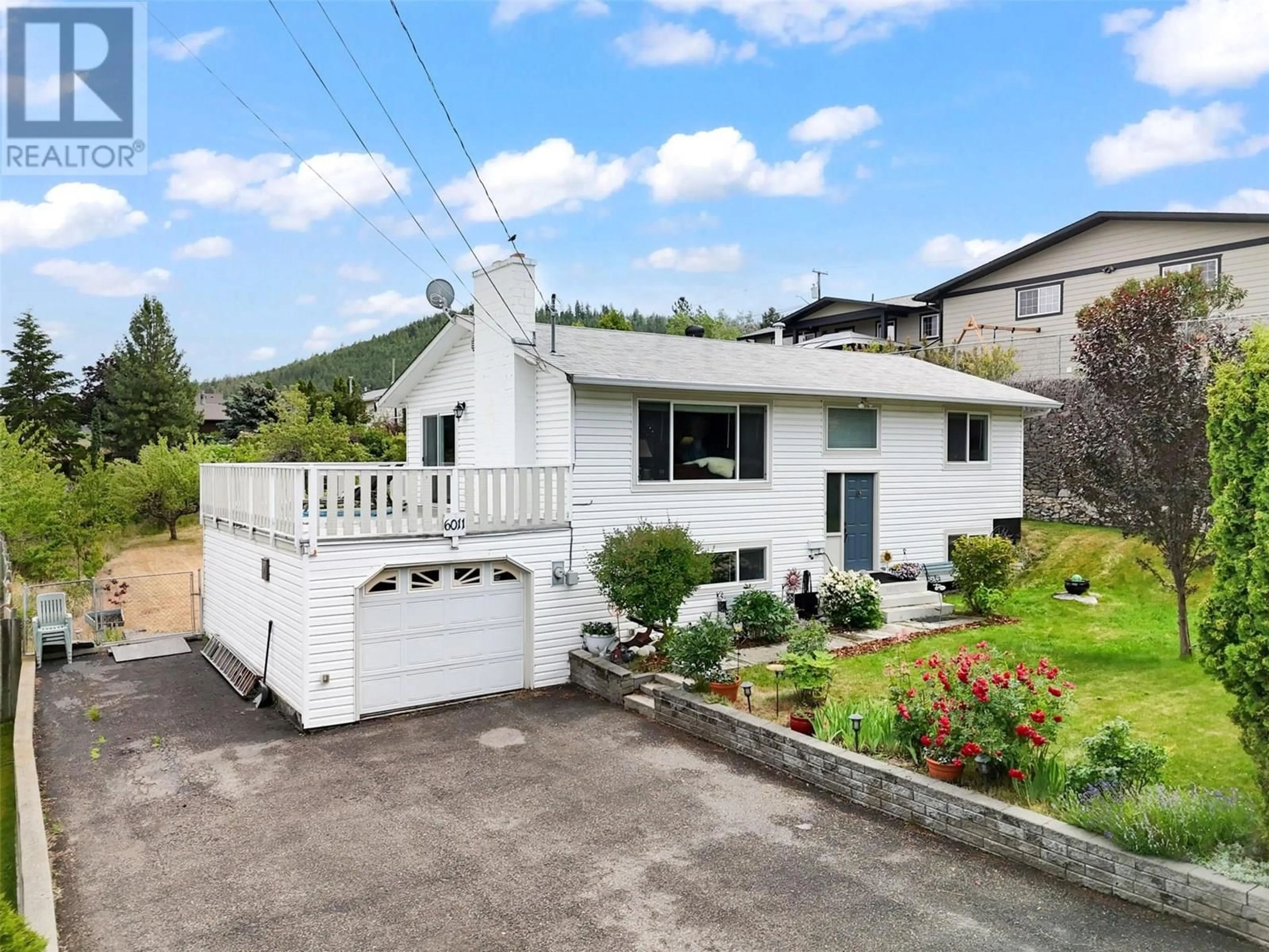 Home with vinyl exterior material, street for 6011 TODD ROAD, Kamloops British Columbia V2C5B9