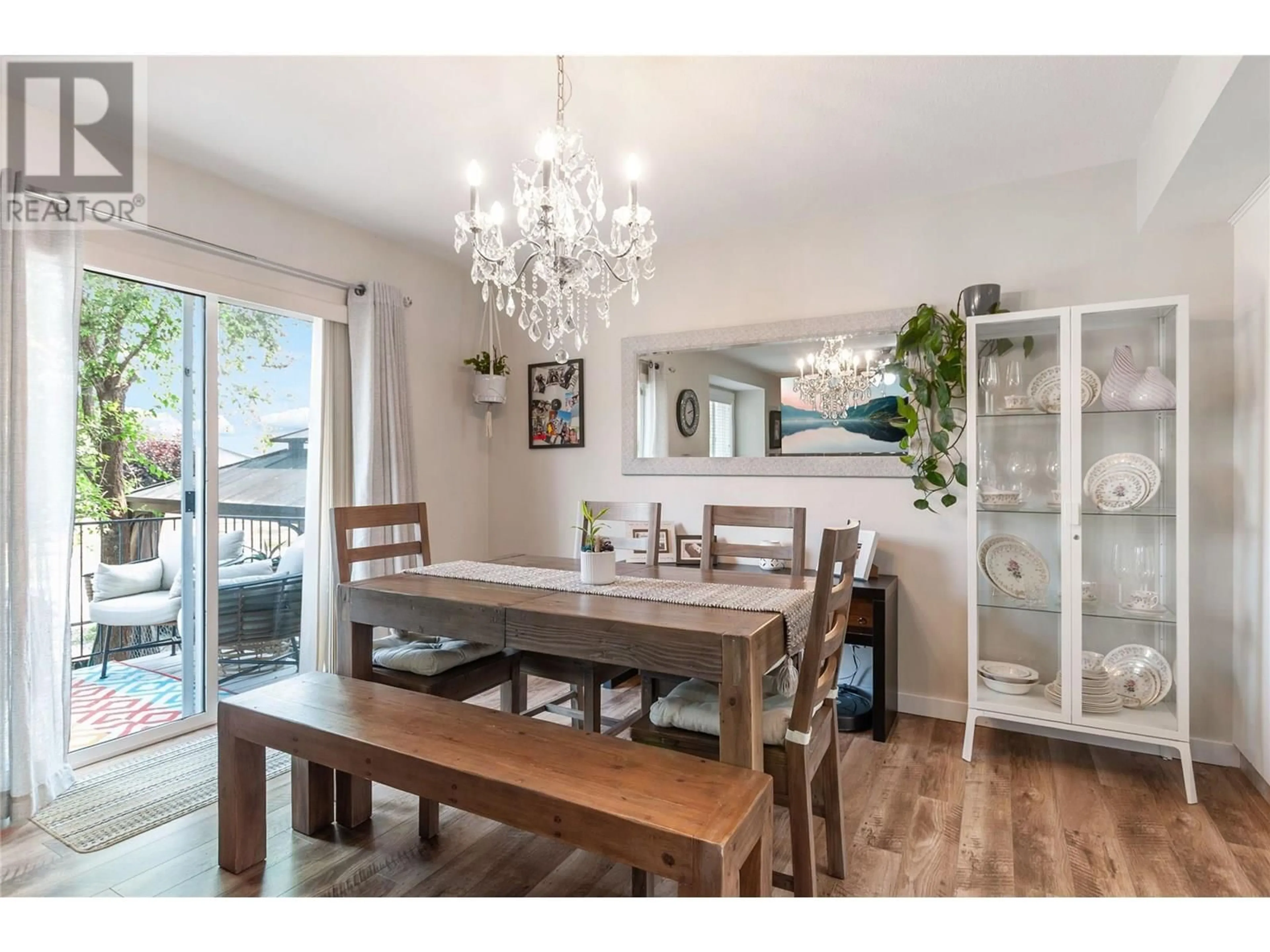 Dining room, wood/laminate floor for 18 - 1020 CEDAR STREET, Okanagan Falls British Columbia V0H1R4
