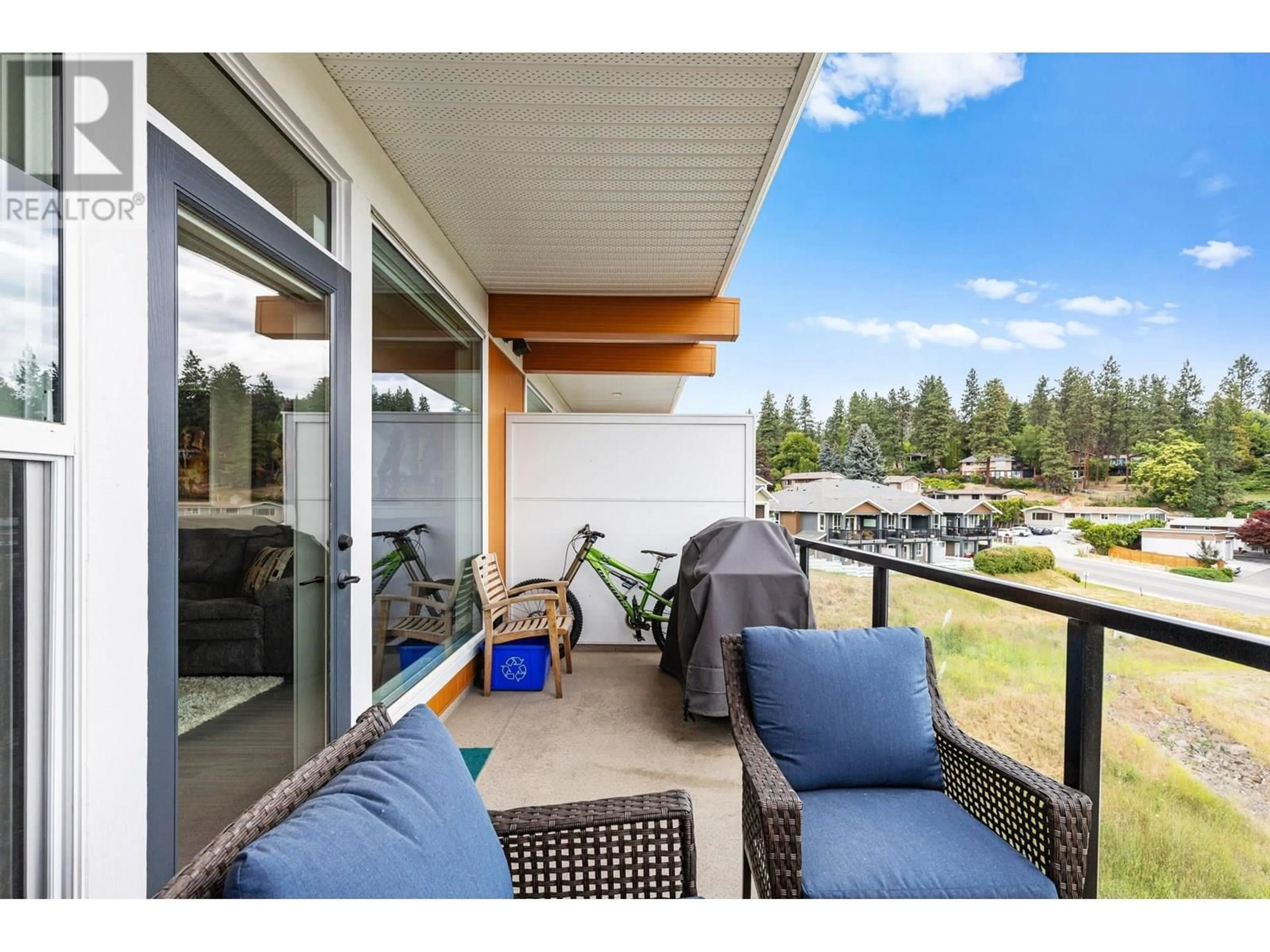 Patio, water/lake/river/ocean view for 61 - 685 BOYNTON PLACE, Kelowna British Columbia V1V0G7