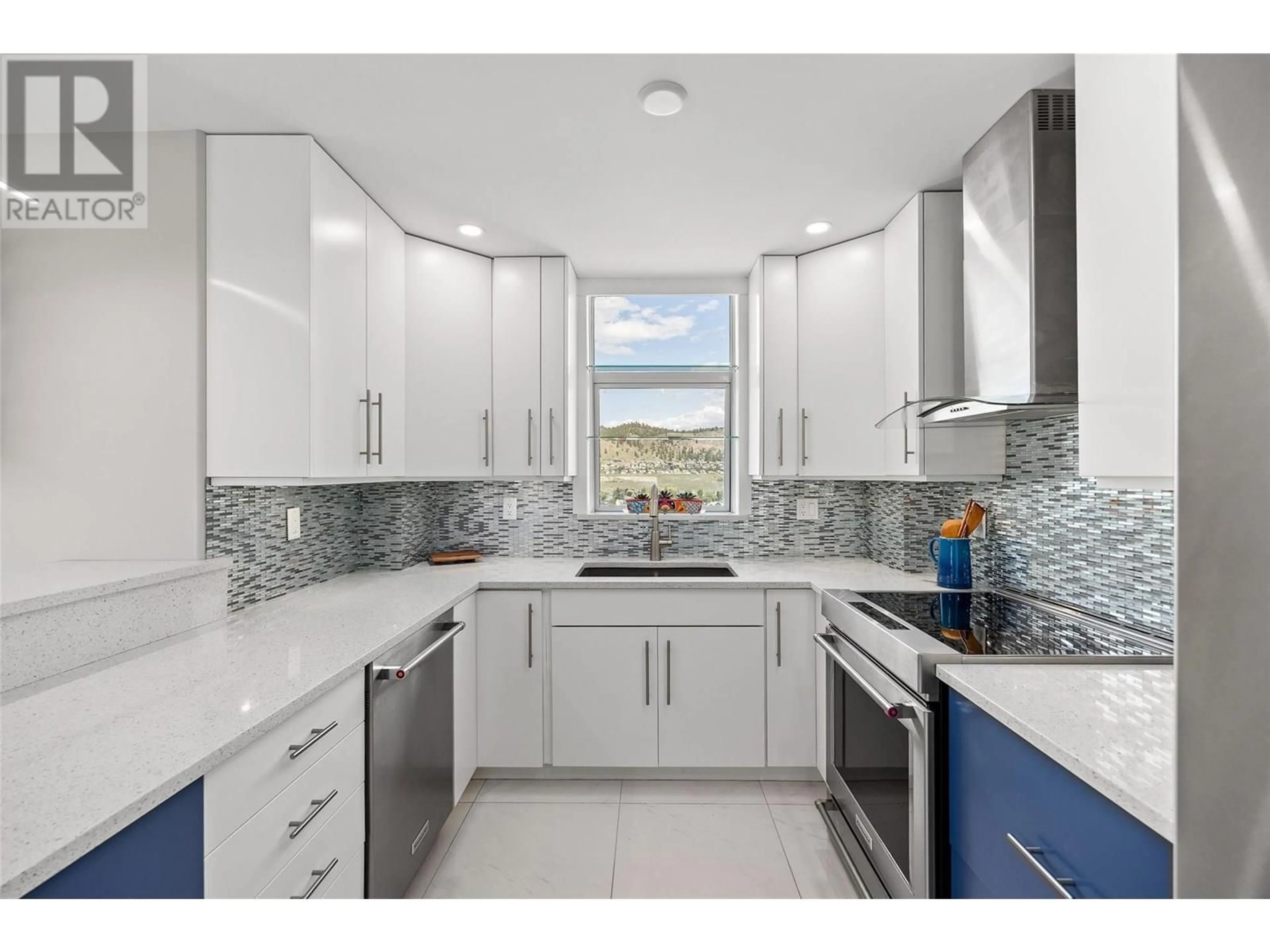 Unknown for 1505 - 1128 SUNSET DRIVE, Kelowna British Columbia V1Y9W7