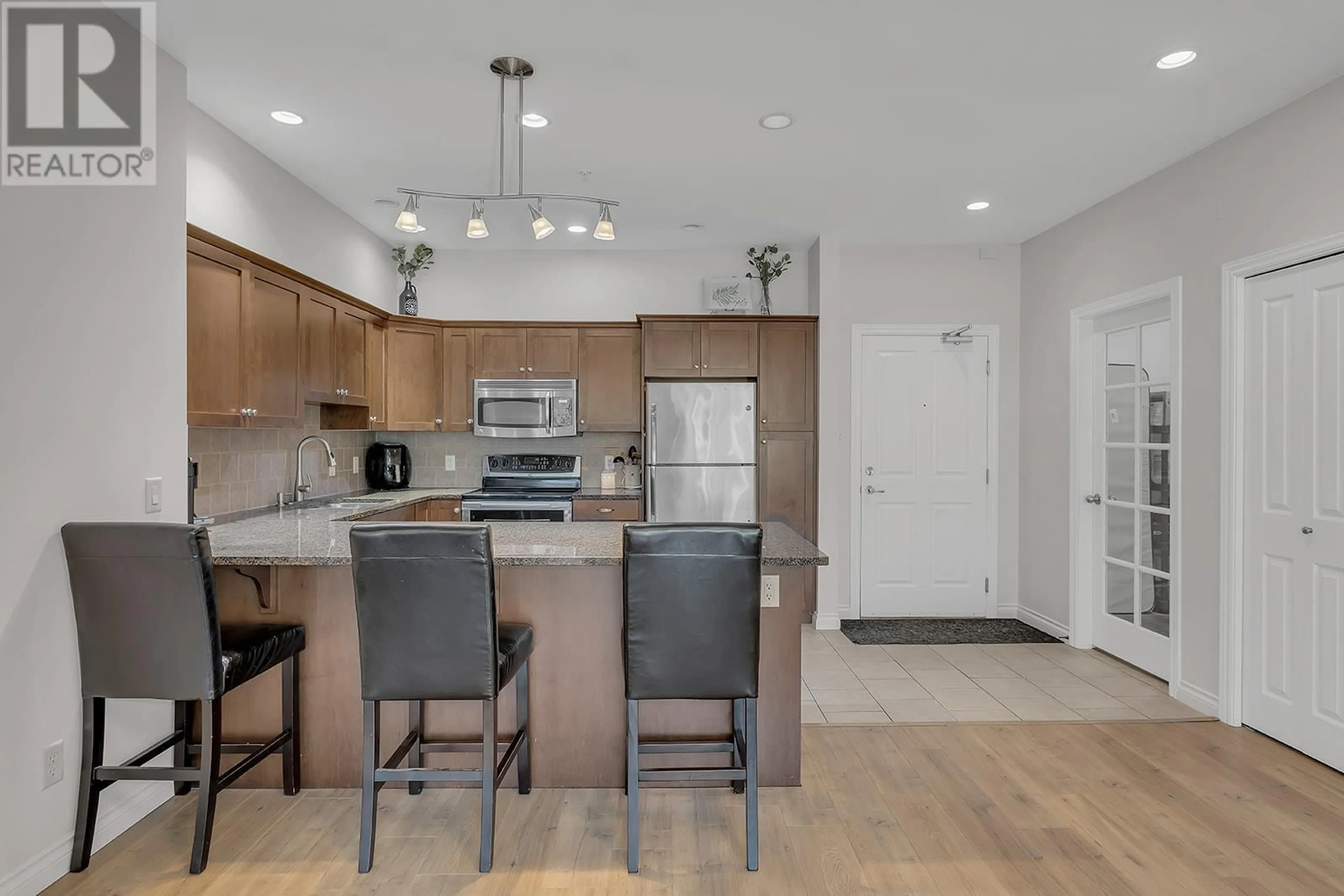 Open concept kitchen, unknown for 3305 - 3832 OLD OKANAGAN HIGHWAY, West Kelowna British Columbia V4T3G6