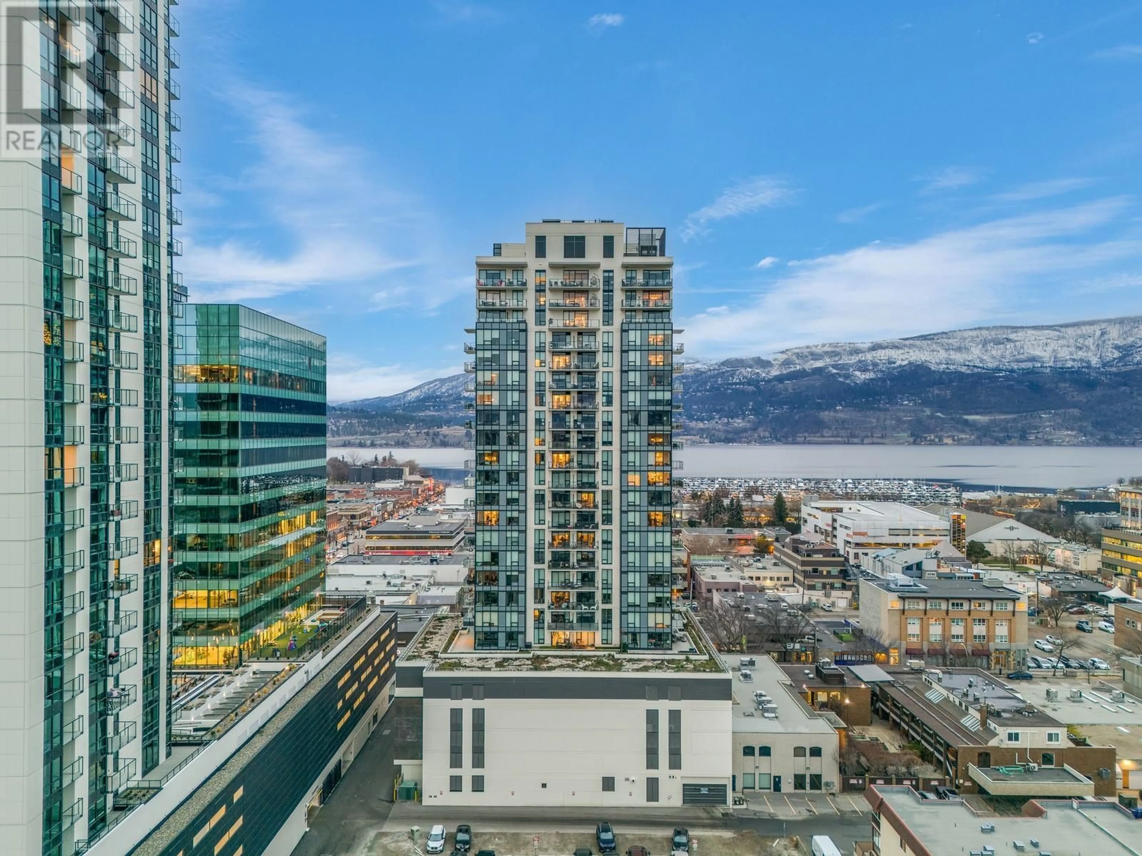 A pic from outside/outdoor area/front of a property/back of a property/a pic from drone, city buildings view from balcony for 2203 - 1471 ST PAUL STREET, Kelowna British Columbia V1Y2E4