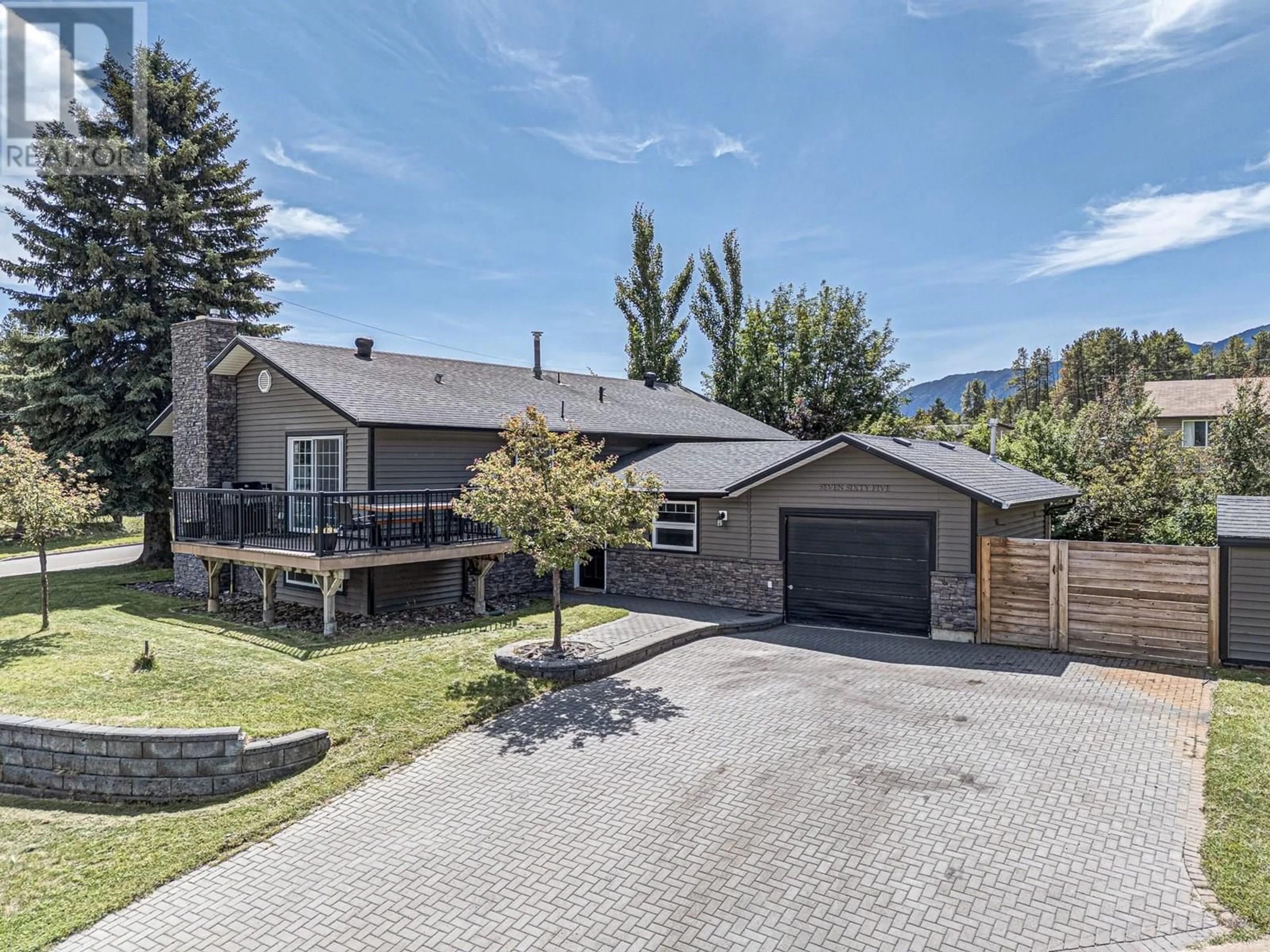 A pic from outside/outdoor area/front of a property/back of a property/a pic from drone, mountain view for 765 FORDING DRIVE, Elkford British Columbia V0B1H0