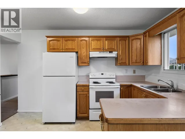 650 RICHMOND AVENUE, Kamloops 4