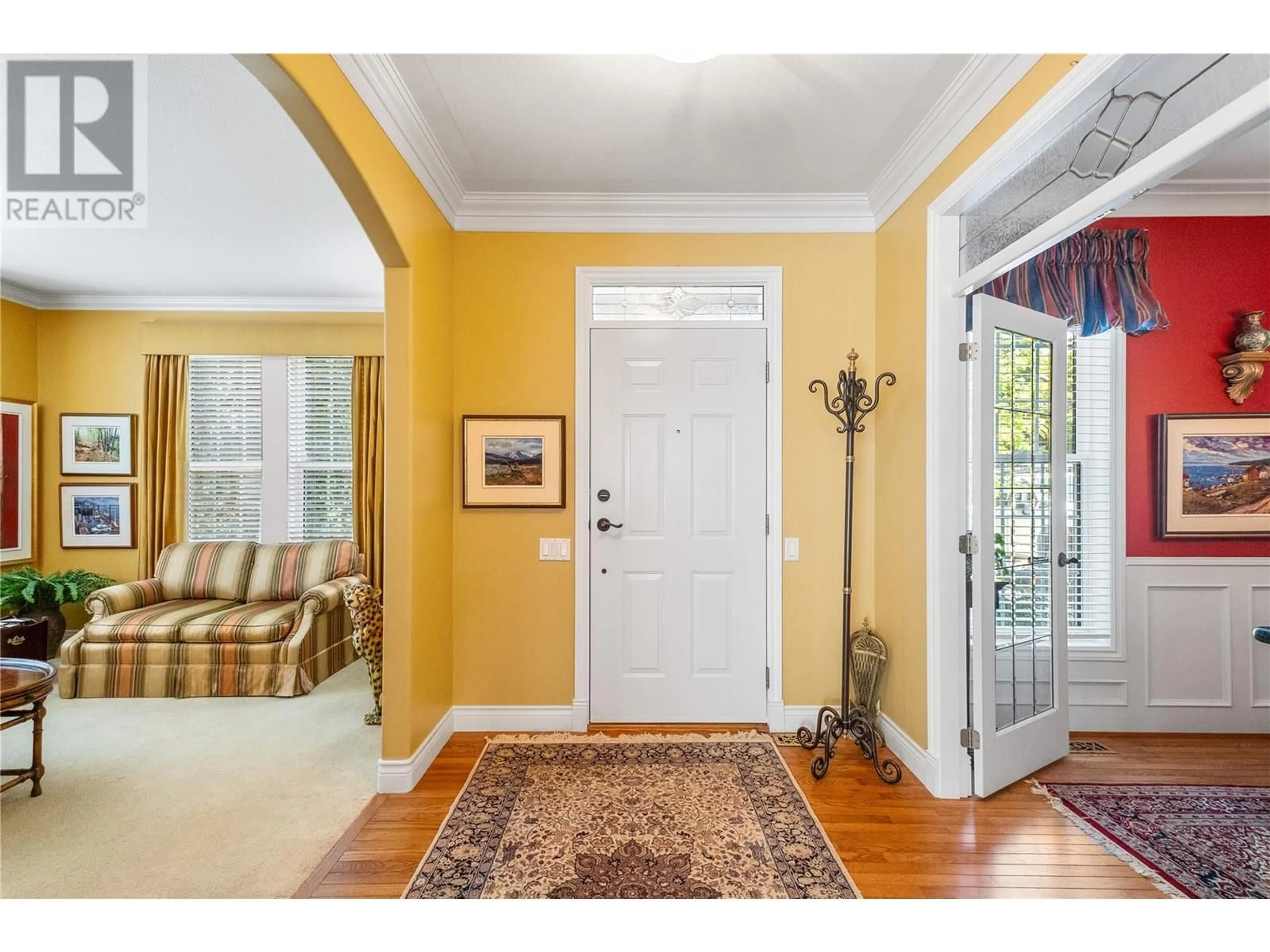 Indoor entryway for 2087 LILLOOET COURT, Kelowna British Columbia V1V1Y2