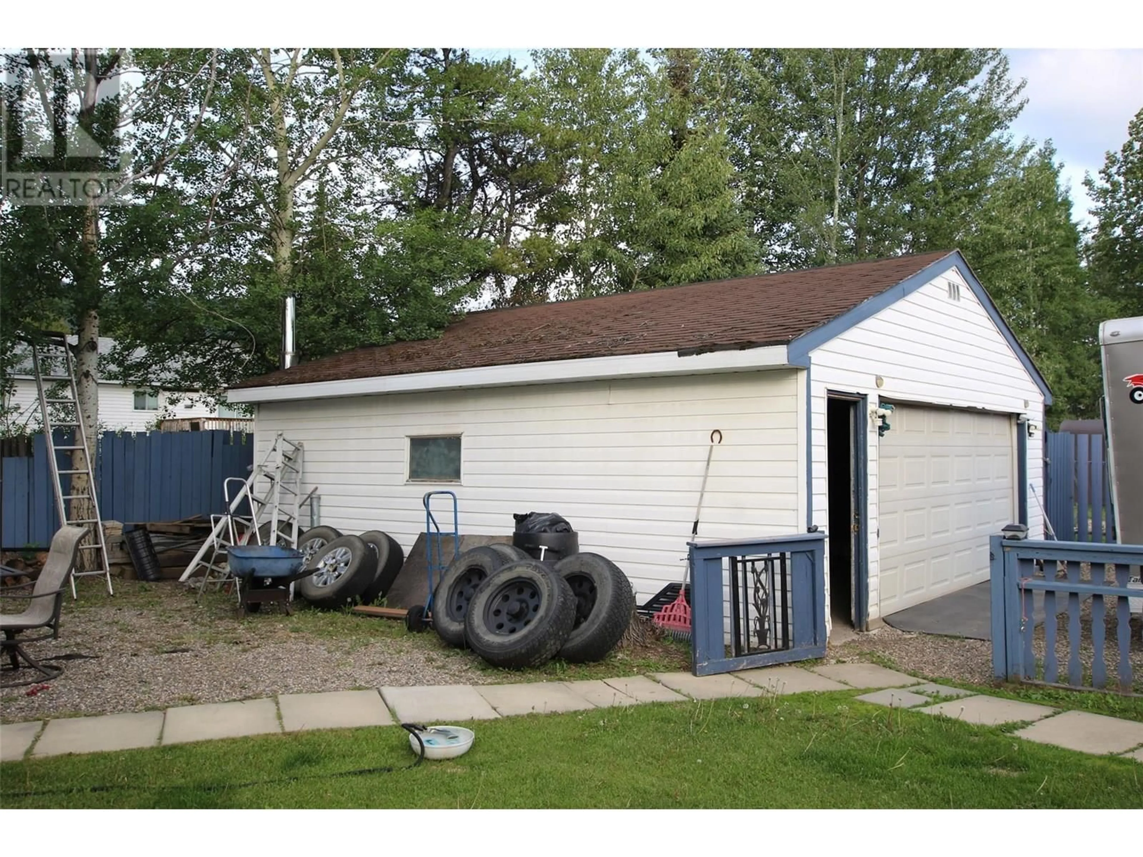 Shed for 119 SPRUCE AVENUE, Tumbler Ridge British Columbia V0C2W0