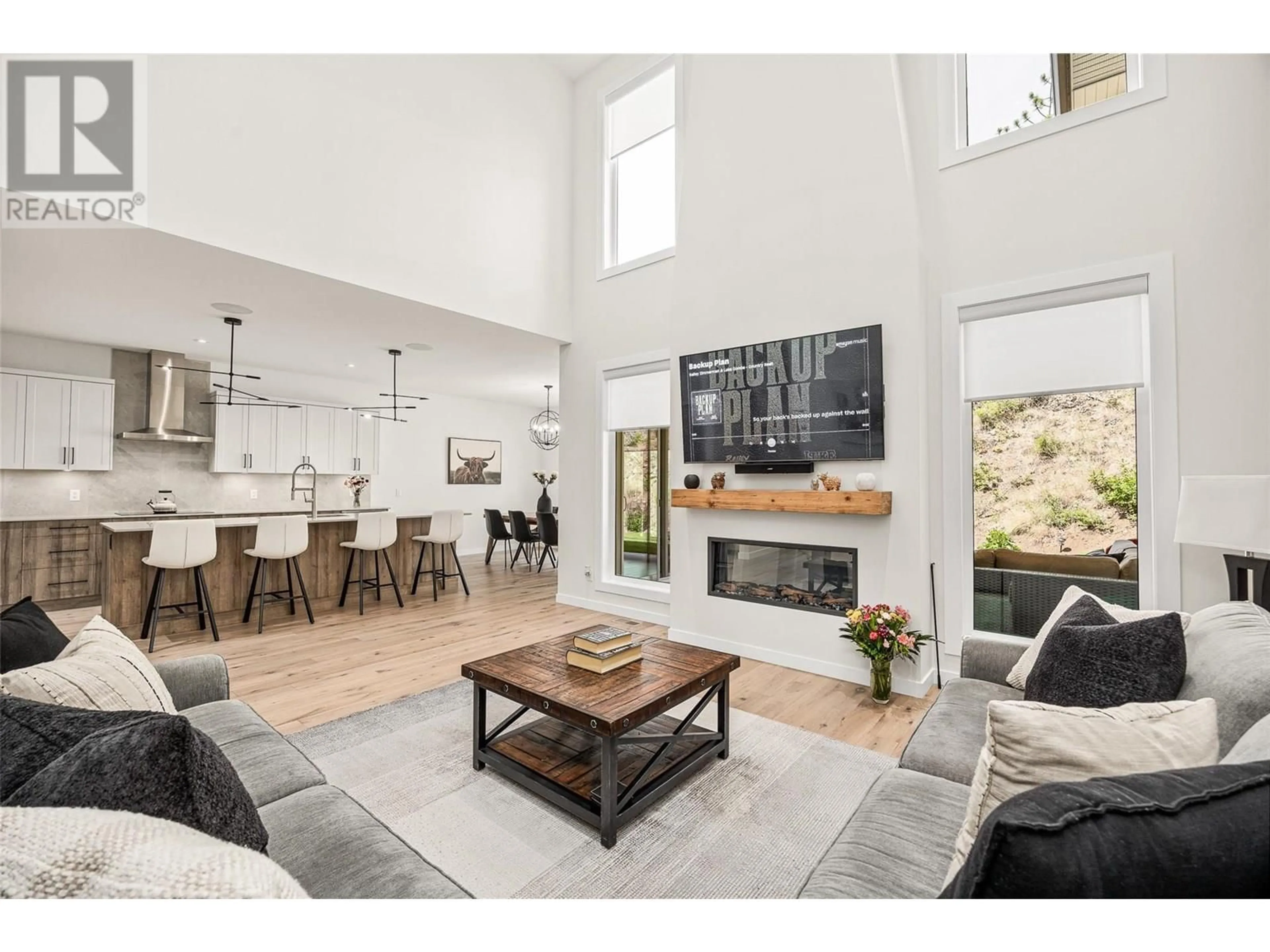 Open concept kitchen, unknown for 162 ECHO RIDGE DRIVE, Kelowna British Columbia V1V0C9