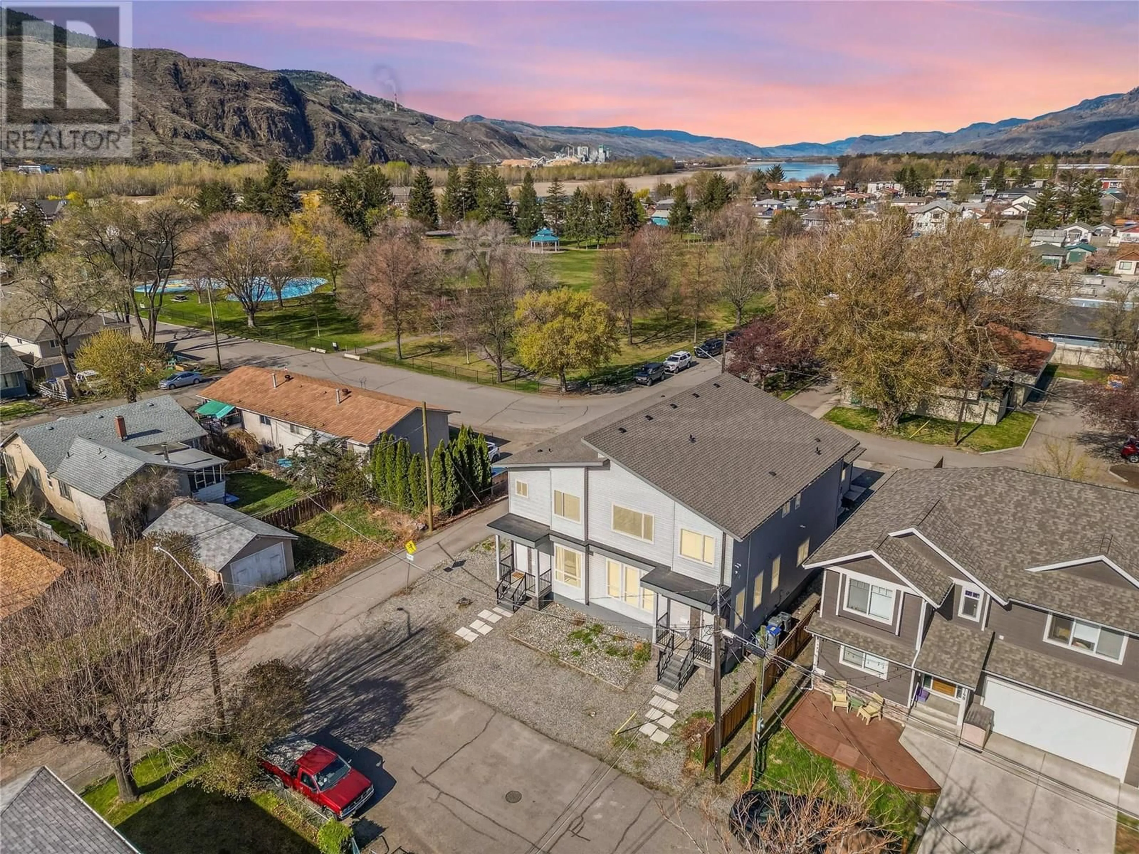 A pic from outside/outdoor area/front of a property/back of a property/a pic from drone, mountain view for 156 WILLIAMS STREET, Kamloops British Columbia V2B3Z6